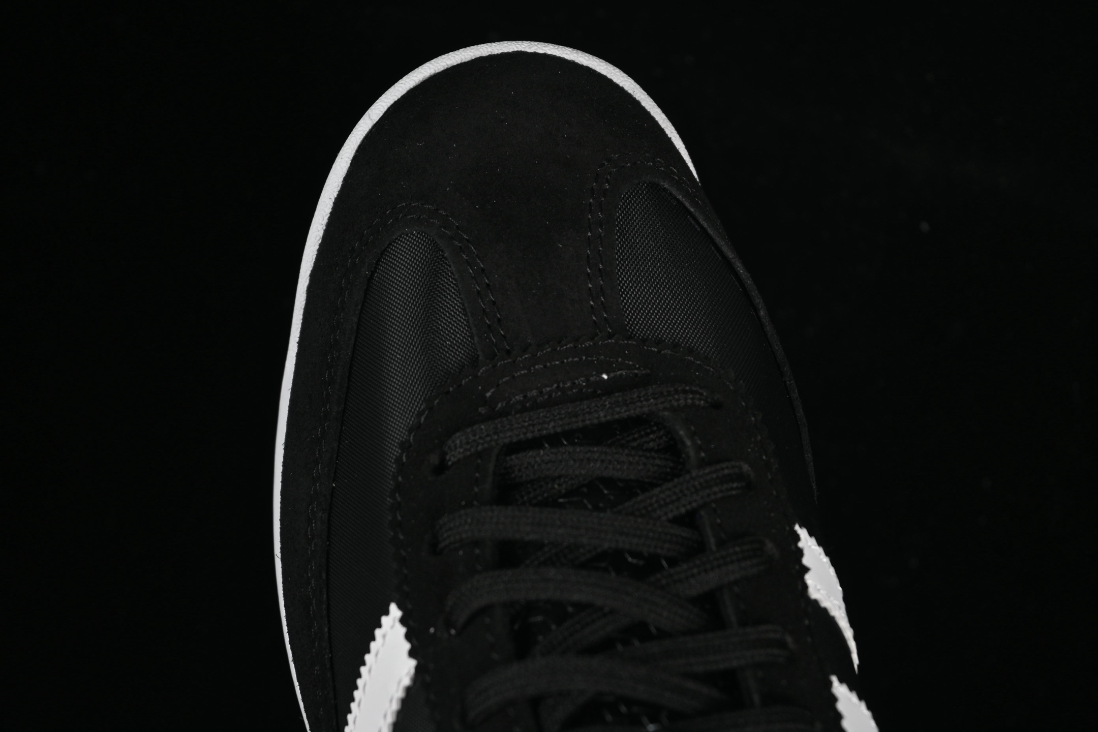 💰200纯原
 Adidas Originals SL 72 RS IH8017 阿迪经典复古慢跑鞋
尺码：36 36.5 37 38 38.5 39 40 40.5 41 42 42.5 43 44 44.5 45 Z.C3
