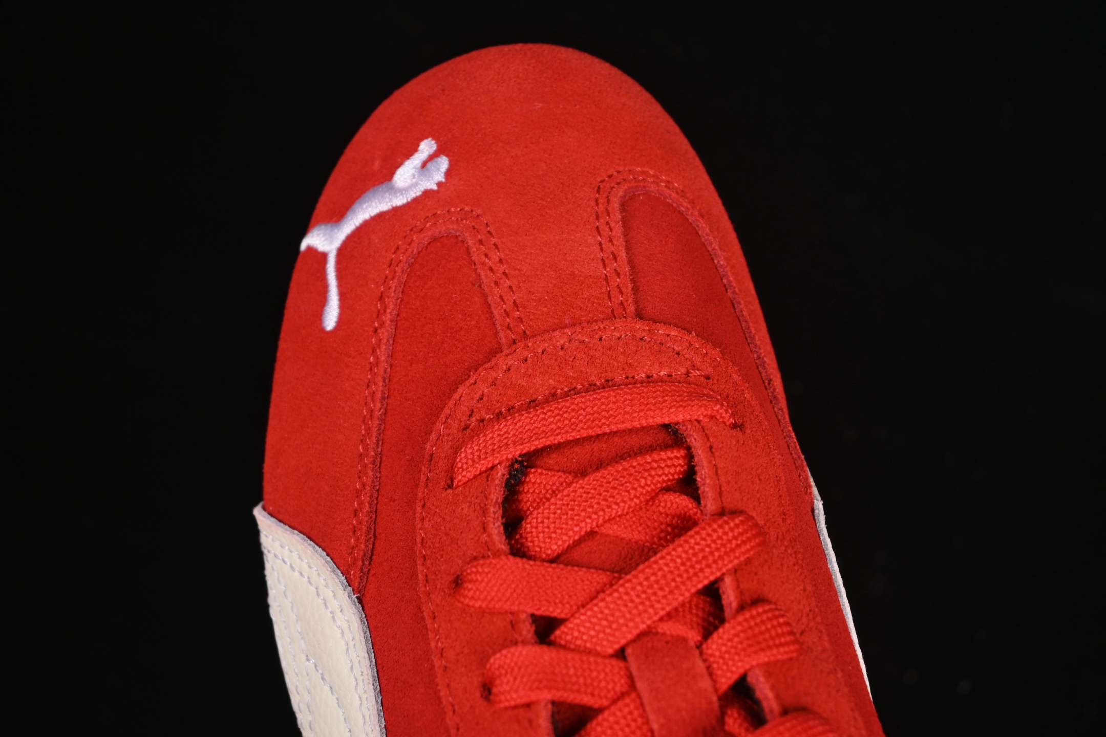 💰240纯原
The Open Product x Puma Speedcat 极速赛车系列彪马低帮生活休闲鞋 406329-02
#原装档案原数据纸版楦型 采用原厂固色翻毛皮鞋面材质 二次成型'猛帮'成型工艺
尺码:35 36 37 37.5 38 38.5 39 40 40.5 41 42 42.5 43 44 44.5 45 C.D4