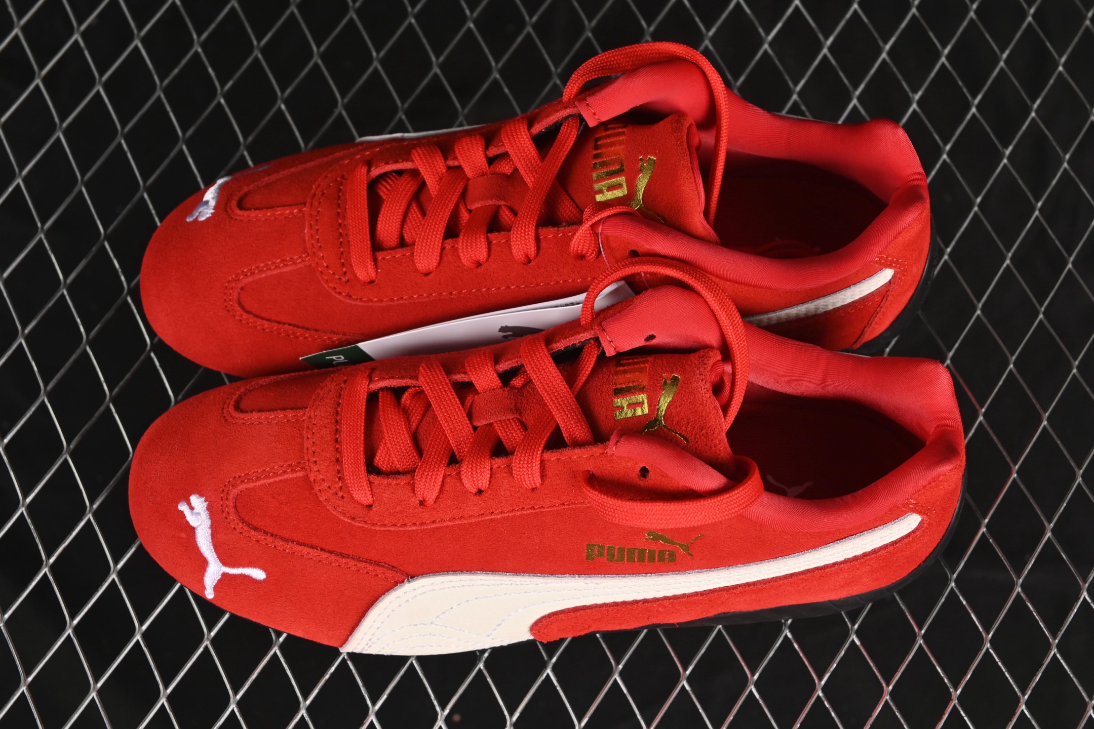💰240纯原
The Open Product x Puma Speedcat 极速赛车系列彪马低帮生活休闲鞋 406329-02
#原装档案原数据纸版楦型 采用原厂固色翻毛皮鞋面材质 二次成型'猛帮'成型工艺
尺码:35 36 37 37.5 38 38.5 39 40 40.5 41 42 42.5 43 44 44.5 45 C.D4