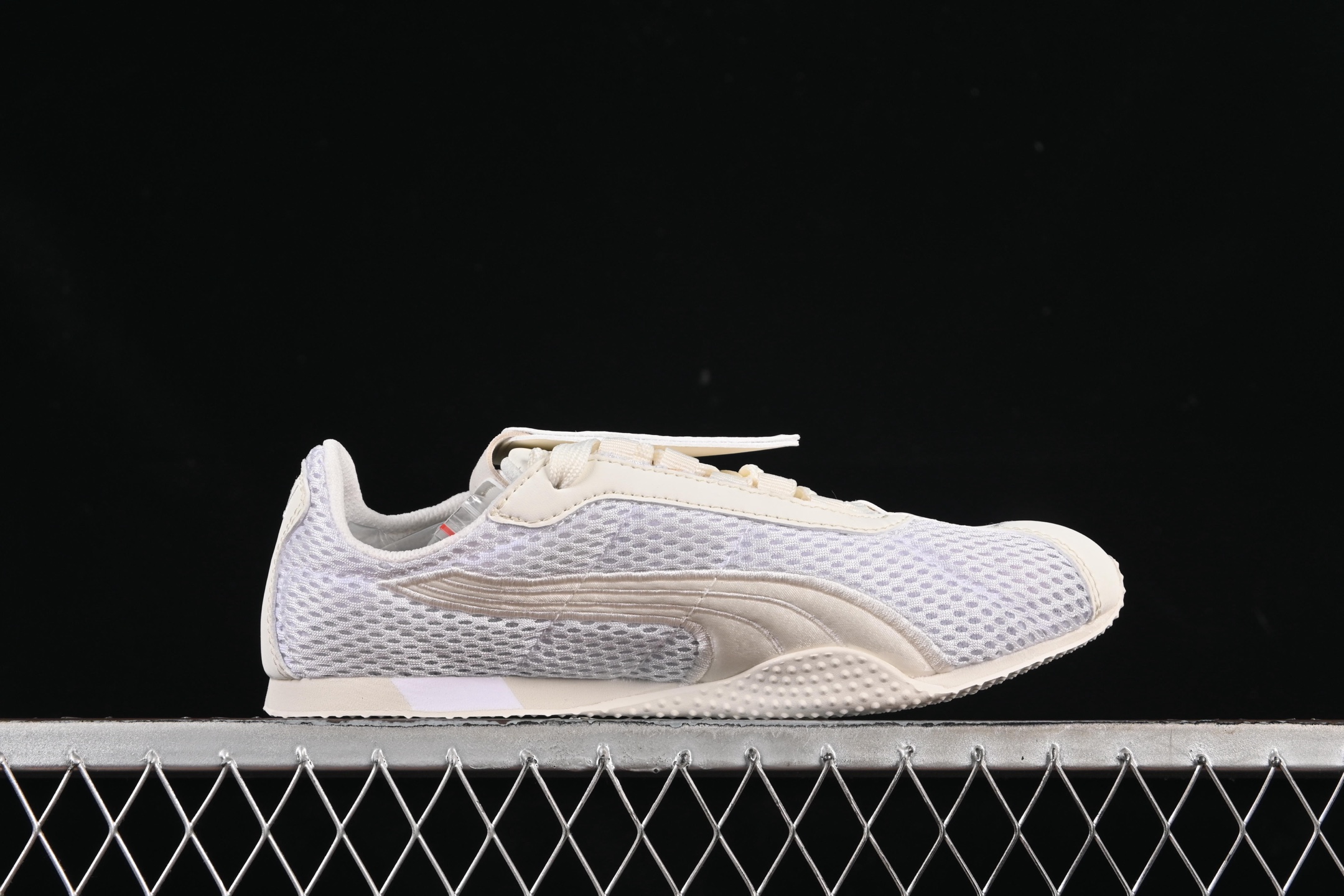 💰190纯原
Puma H-Street OG 彪马低帮生活休闲鞋 405046-01
尺码：36 37 37.5 38 38.5 39 40 40.5 41 42 42.5 43 44 45 N.C3