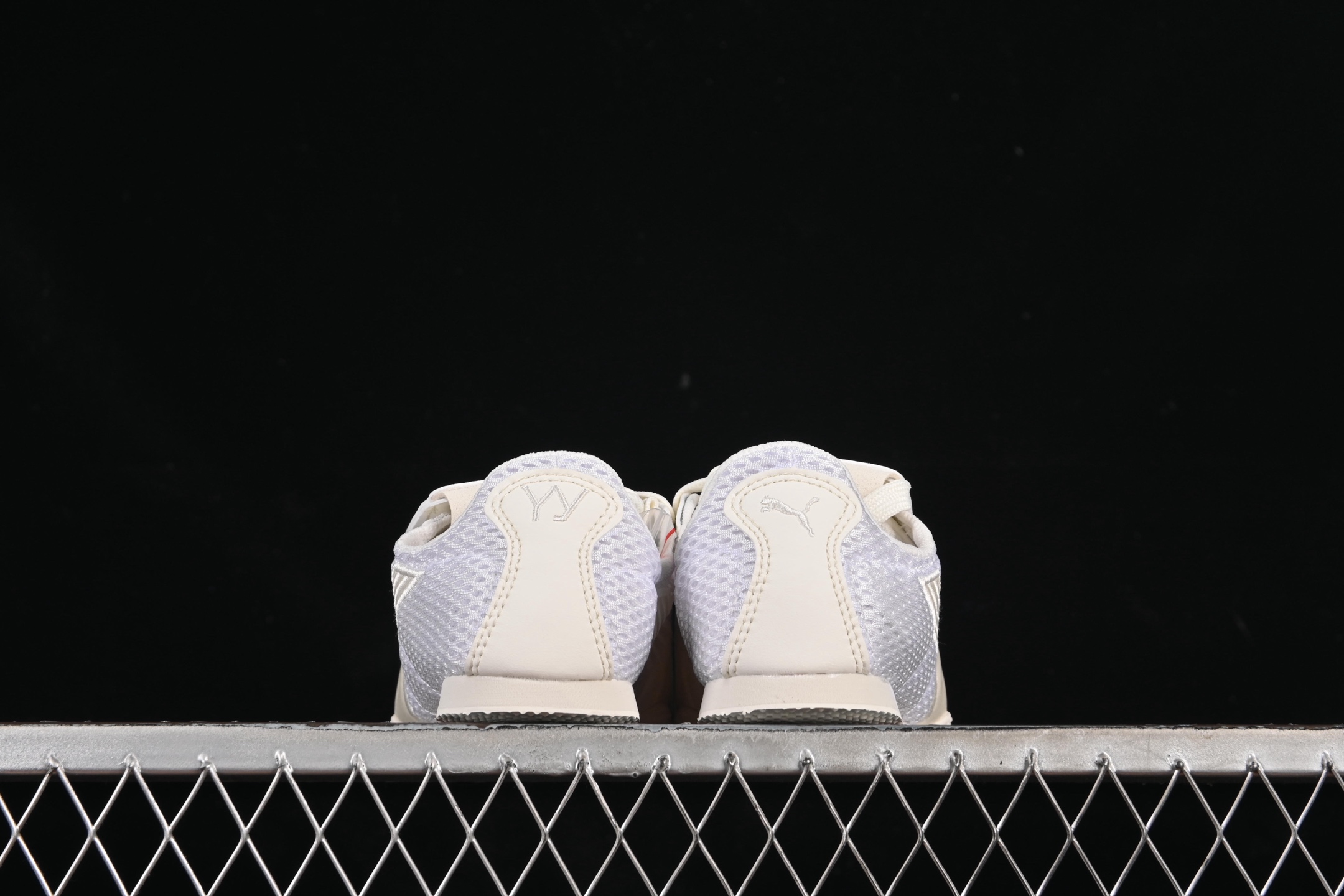 💰190纯原
Puma H-Street OG 彪马低帮生活休闲鞋 405046-01
尺码：36 37 37.5 38 38.5 39 40 40.5 41 42 42.5 43 44 45 N.C3