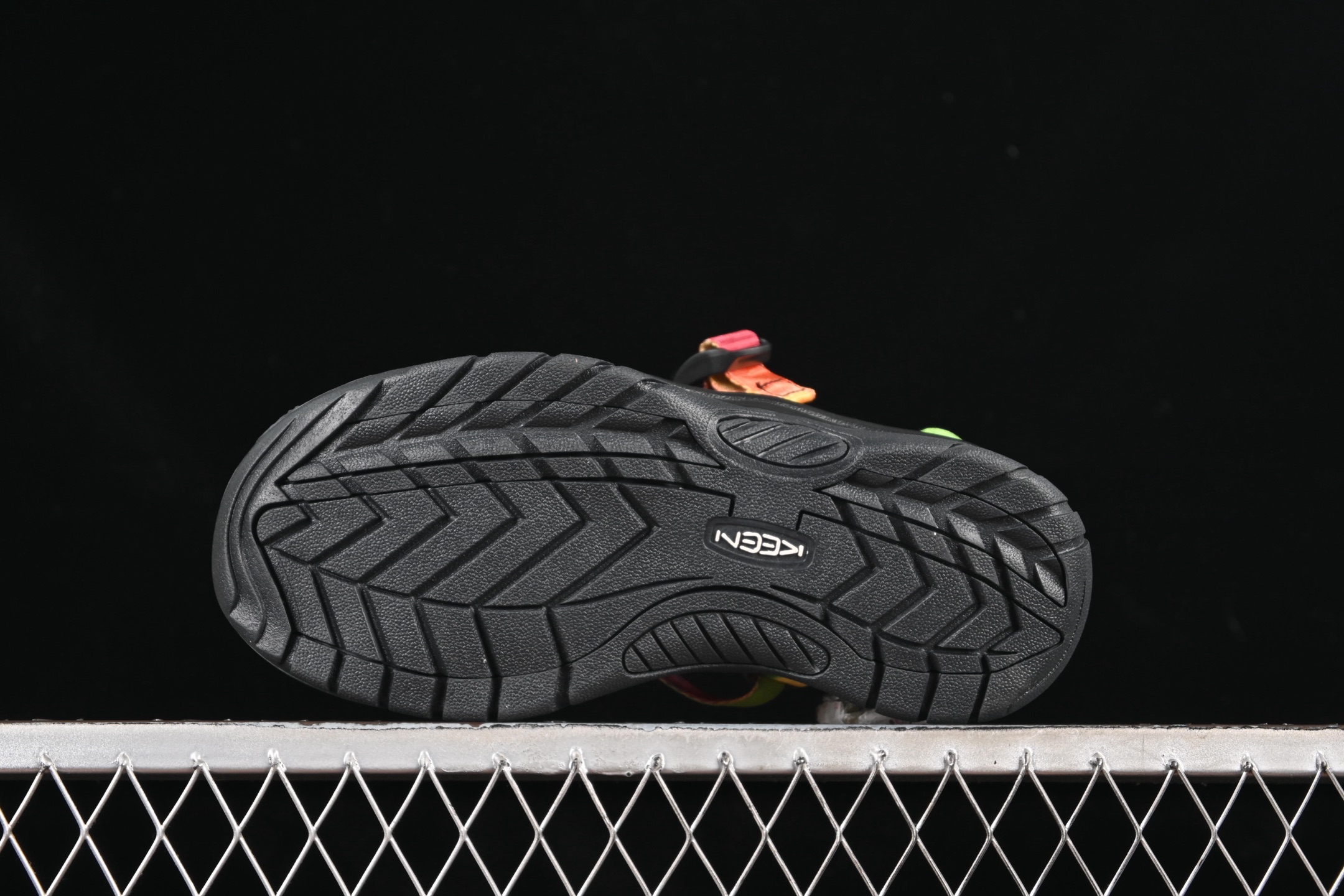 💰200纯原
 Keen Zerraport 科恩 夏季潮流编织溯溪涉水休闲户外凉鞋 908 Camouflage
尺码：35 36 37 38 39 40 41 42 43 44 45 F.C3