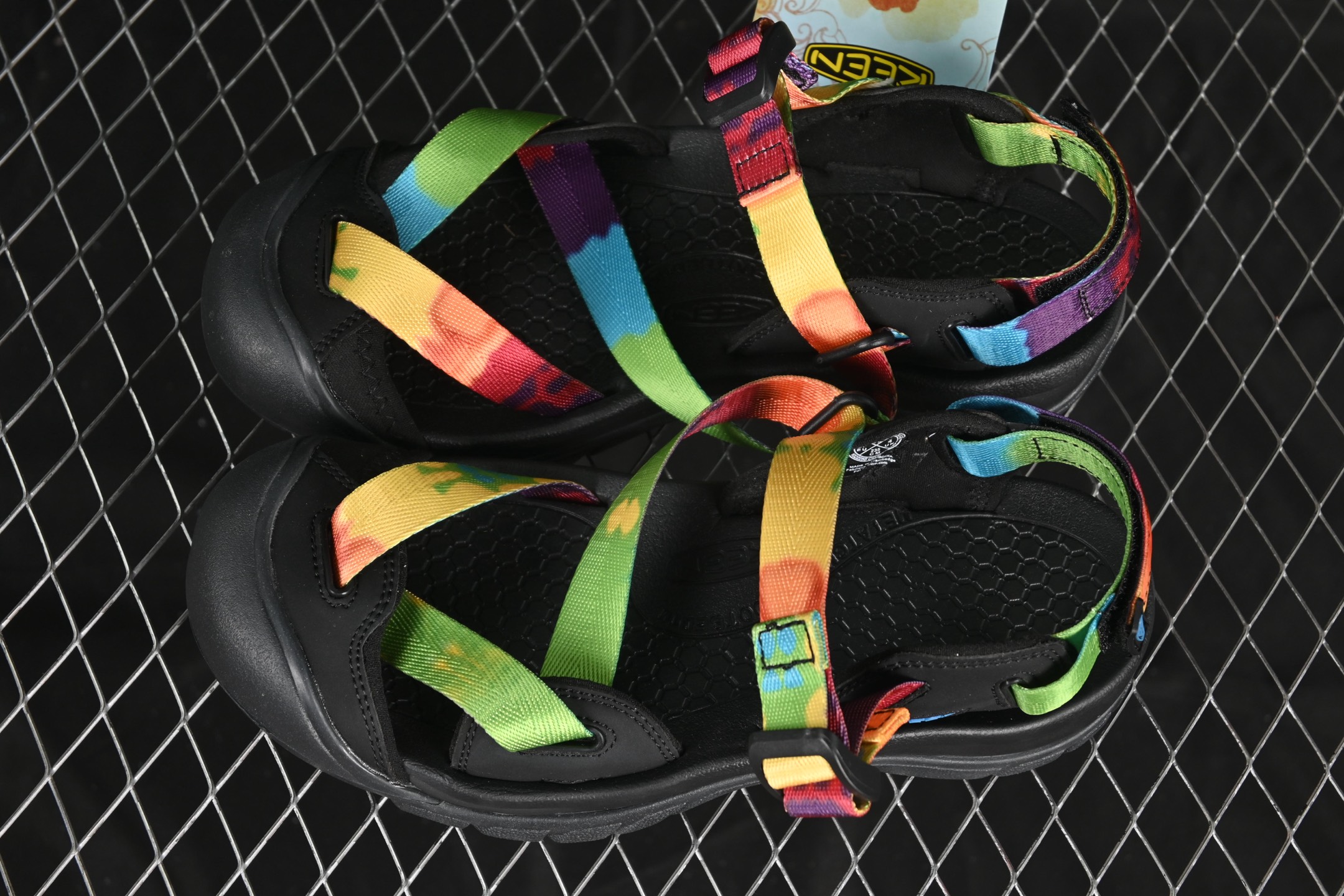 💰200纯原
 Keen Zerraport 科恩 夏季潮流编织溯溪涉水休闲户外凉鞋 908 Camouflage
尺码：35 36 37 38 39 40 41 42 43 44 45 F.C3