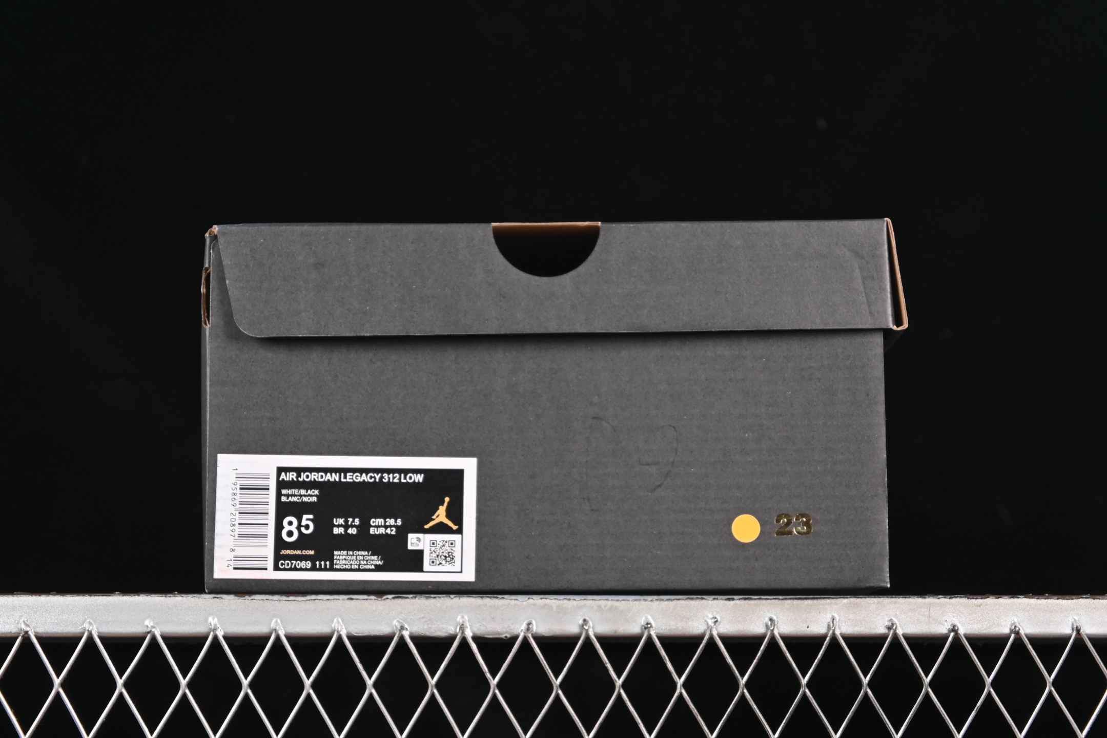💰200真标💰240公司级💰280纯原
Air Jordan Legacy 312 Low AJ312 乔312 魔术贴三合一板鞋 CD7069-111
尺码:36 36.5 37.5 38 38.5 39 40 40.5 41 42 42.5 43 44 44.5 45 46 47.5 G.D4