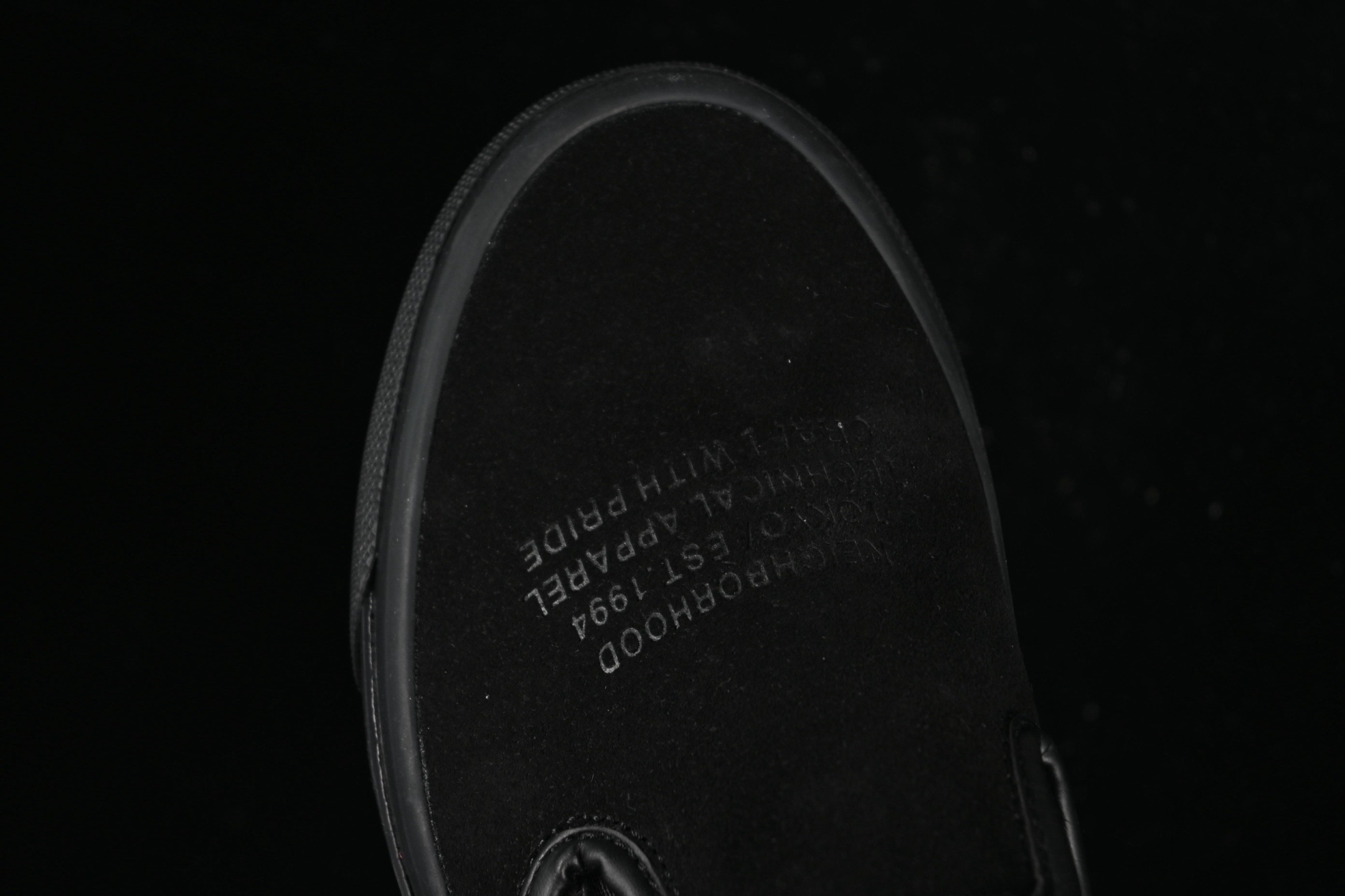 💰160纯原
Vans Classic Slip-On 98 DX 麂皮 懒人一脚蹬休闲板鞋 VN000EDGBLA
#工艺:硫化1:1(重量1:1、真标、原钢印、材质标、鞋型标、合格证)
尺码:35 36 36.5 37 38 38.5 39 40 40.5 41 42 42.5 43 44 M.C3