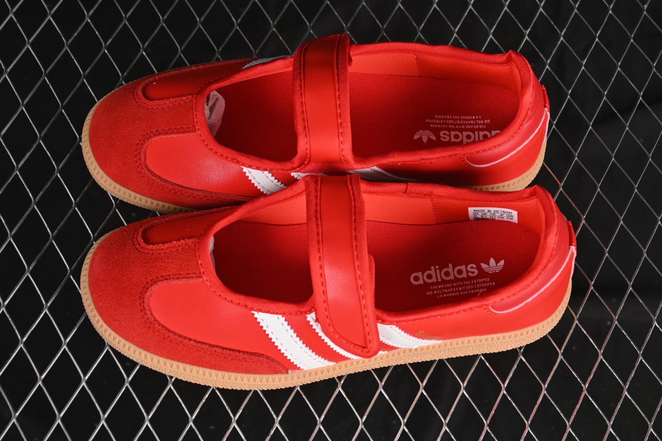 Adidas Samba Jane JQ6446 阿迪达斯 玛丽珍懒人生活鞋尺码：36 36.5 37 