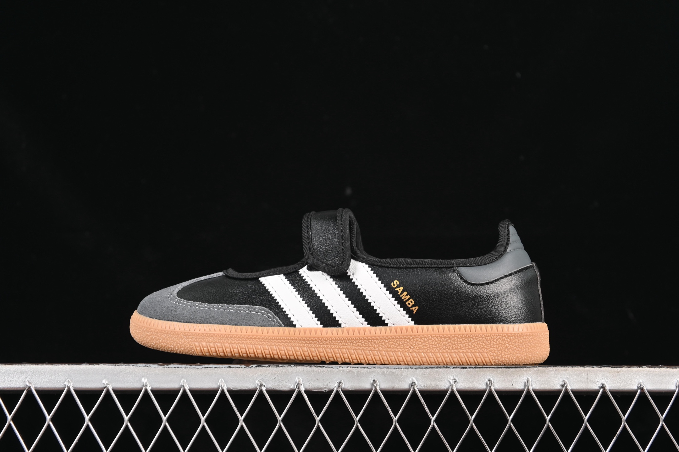 Adidas Samba Jane JQ6445 阿迪达斯 玛丽珍懒人生活鞋尺码：36 36.5 37 