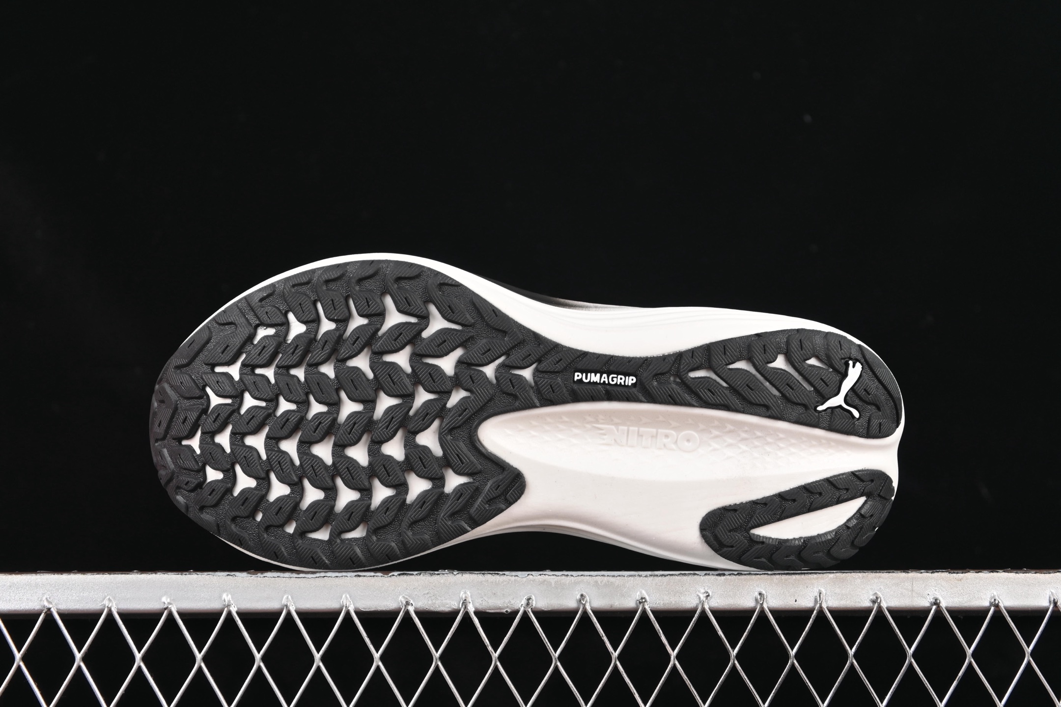 💰220纯原
 Puma Deviate Nitro 3 彪马舒适防滑耐磨低帮休闲跑步鞋 310089-01
尺码：36 37 37.5 38 38.5 39 40 40.5 41 42 42.5 43 44 44.5 45 7+C3