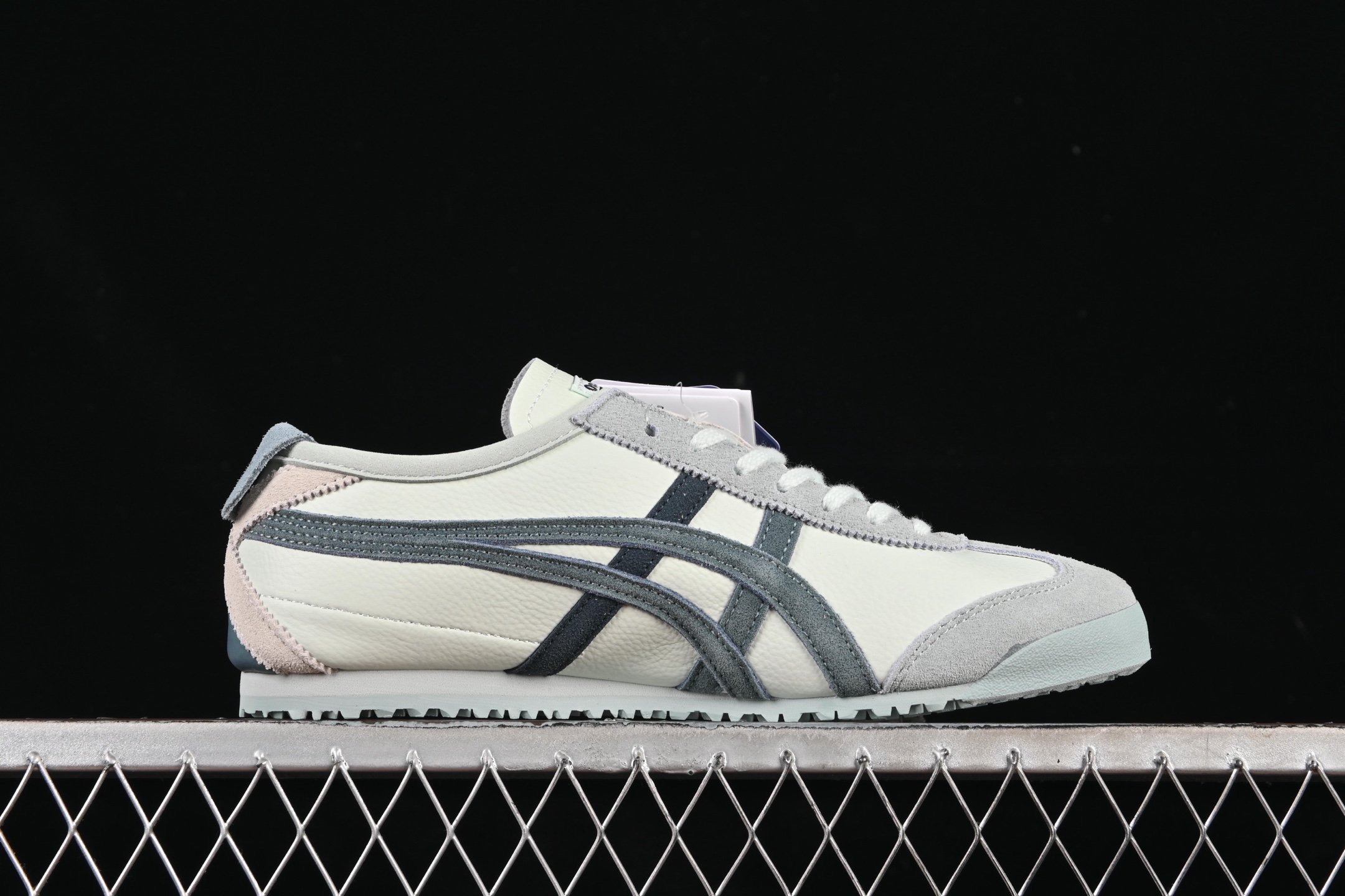 💰150真标💰180公司级💰220纯原
OnitsukaTiger/鬼塚虎 Mexico 66 低帮休闲跑步鞋 1183C076-300
尺码:36 37 37.5 38 39 39.5 40 40.5 41.5 42 42.5 43.5 44 45 B.C3