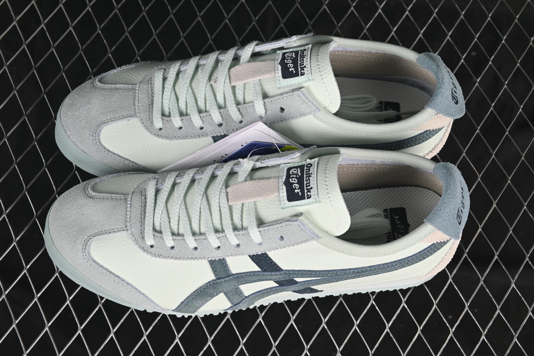 💰150真标💰180公司级💰220纯原
OnitsukaTiger/鬼塚虎 Mexico 66 低帮休闲跑步鞋 1183C076-300
尺码:36 37 37.5 38 39 39.5 40 40.5 41.5 42 42.5 43.5 44 45 B.C3