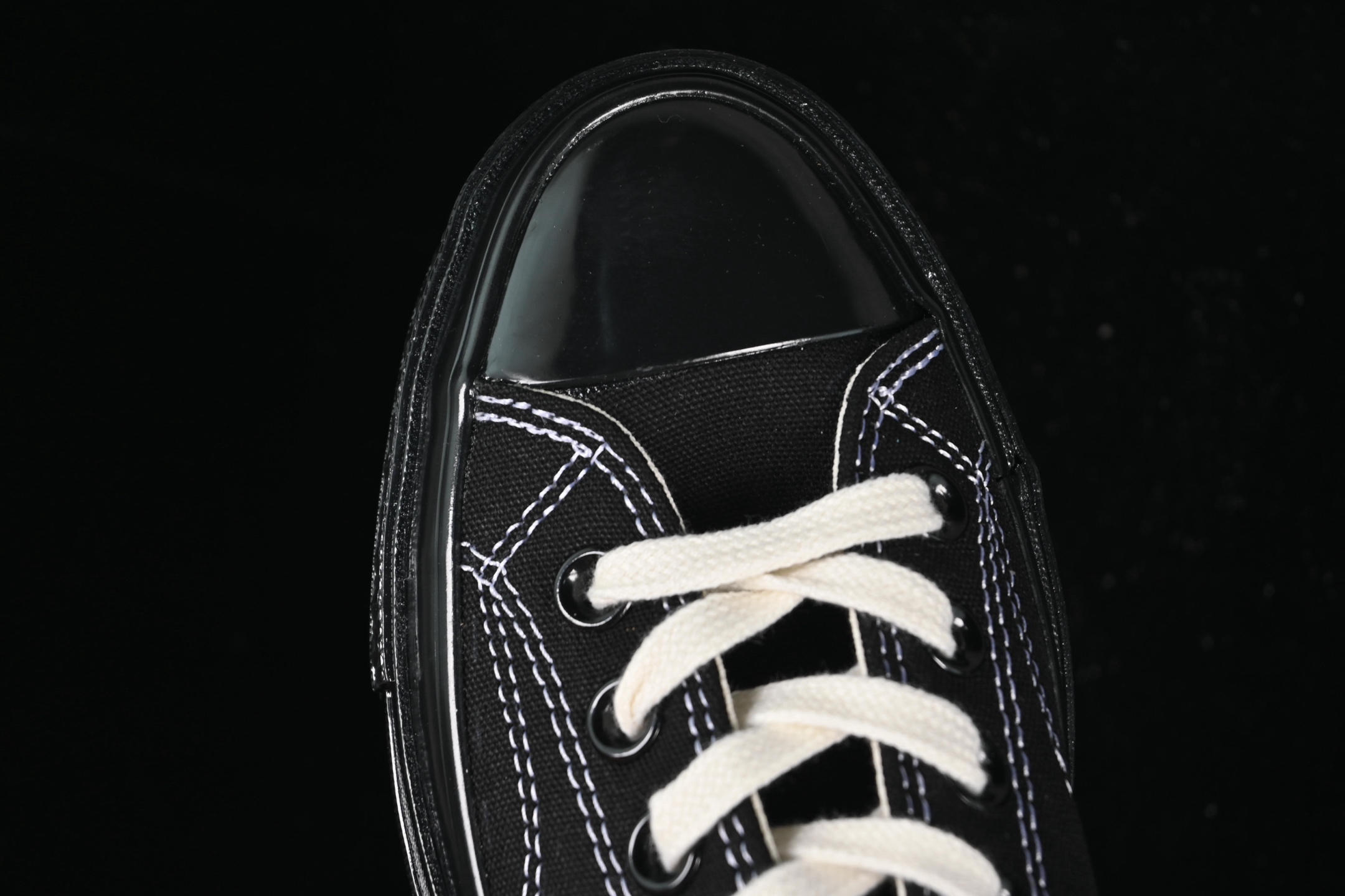 💰140纯原
Converse Chuck 1970s 匡威官方新款 黑武士 低帮休闲板鞋 A17938C
#工艺：硫化1:1（重量1:1、真标、原钢印、材质标、鞋型标、合格证）
尺码：35 36 36.5 37 37.5 38 39 39.5 40 41 41.5 42 42.5 43 44 M.C3
