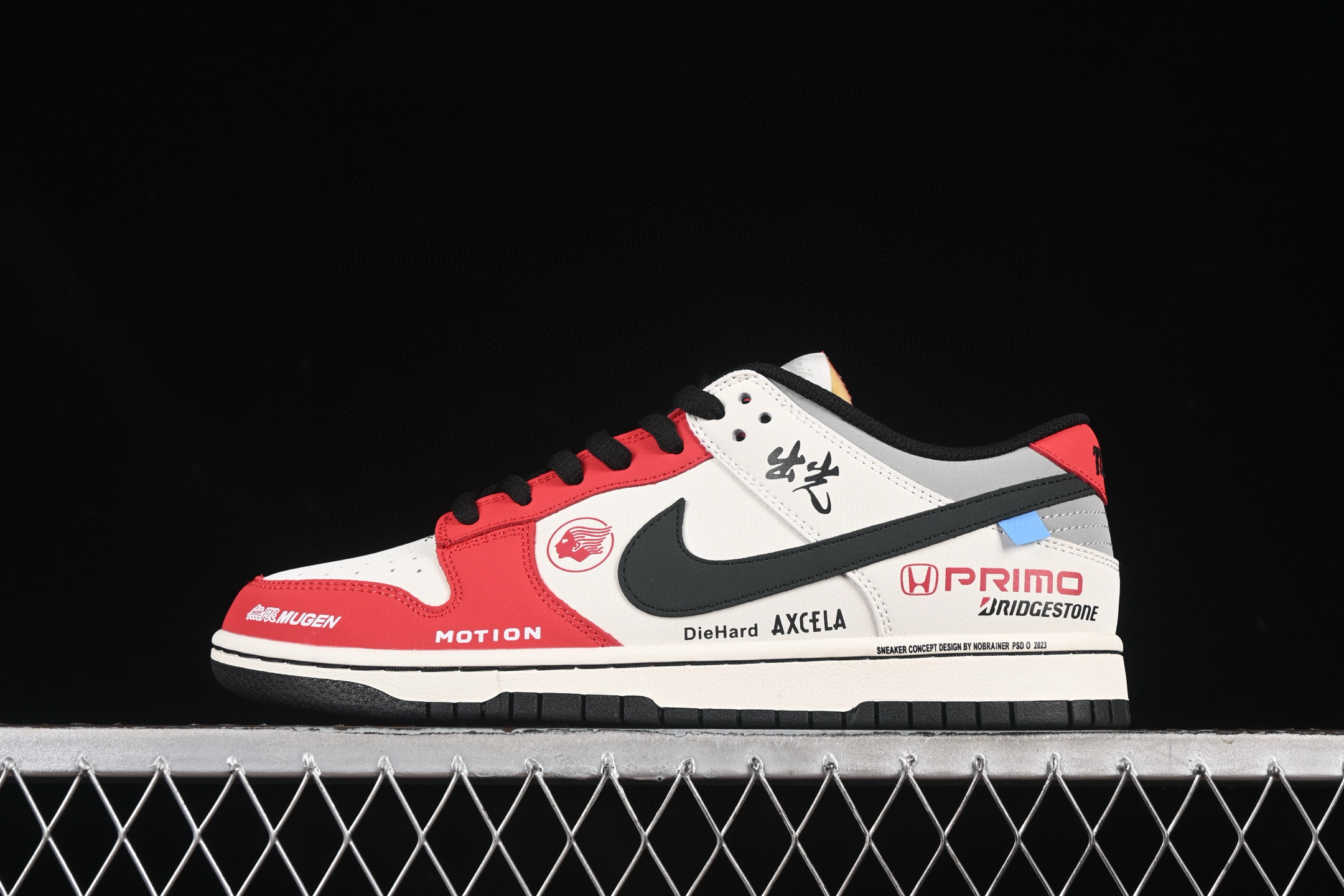 特价：
原 ¥360 9个配色Dunk 
现特价🉐💰200
