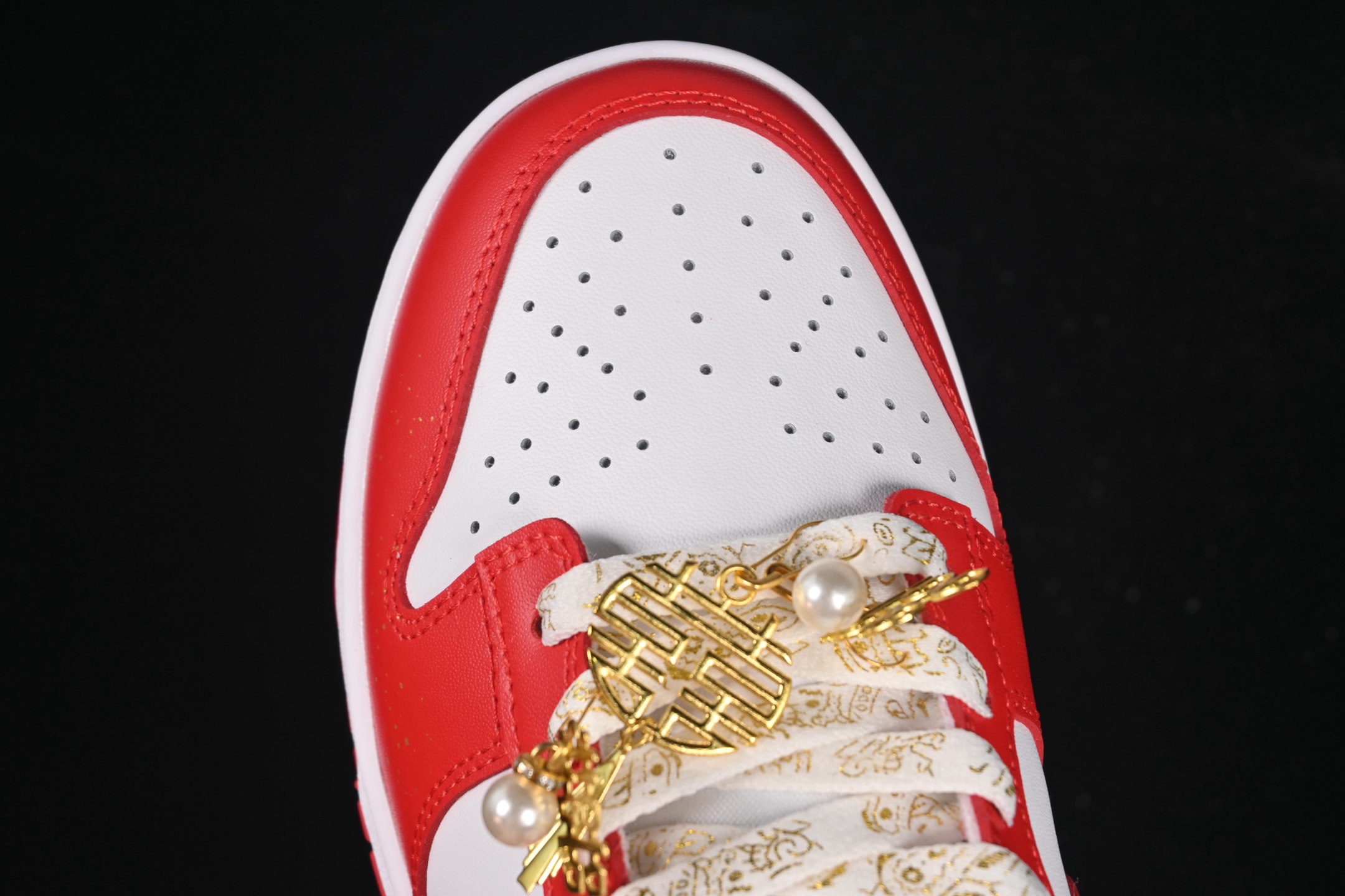 💰280公司级💰360纯原
Nike SB Dunk Low "Just Do it" 囍庆婚礼 周年高端定制 低帮休闲板鞋 FB9109-119
#定制鞋盒 大厂纯原品质出货 超高清洁度 皮料切割干净无任何毛边 细节完美
尺码:36 36.5 37.5 38 38.5 39 40 40.5 41 42 42.5 43 44 44.5 45 46 9.E5