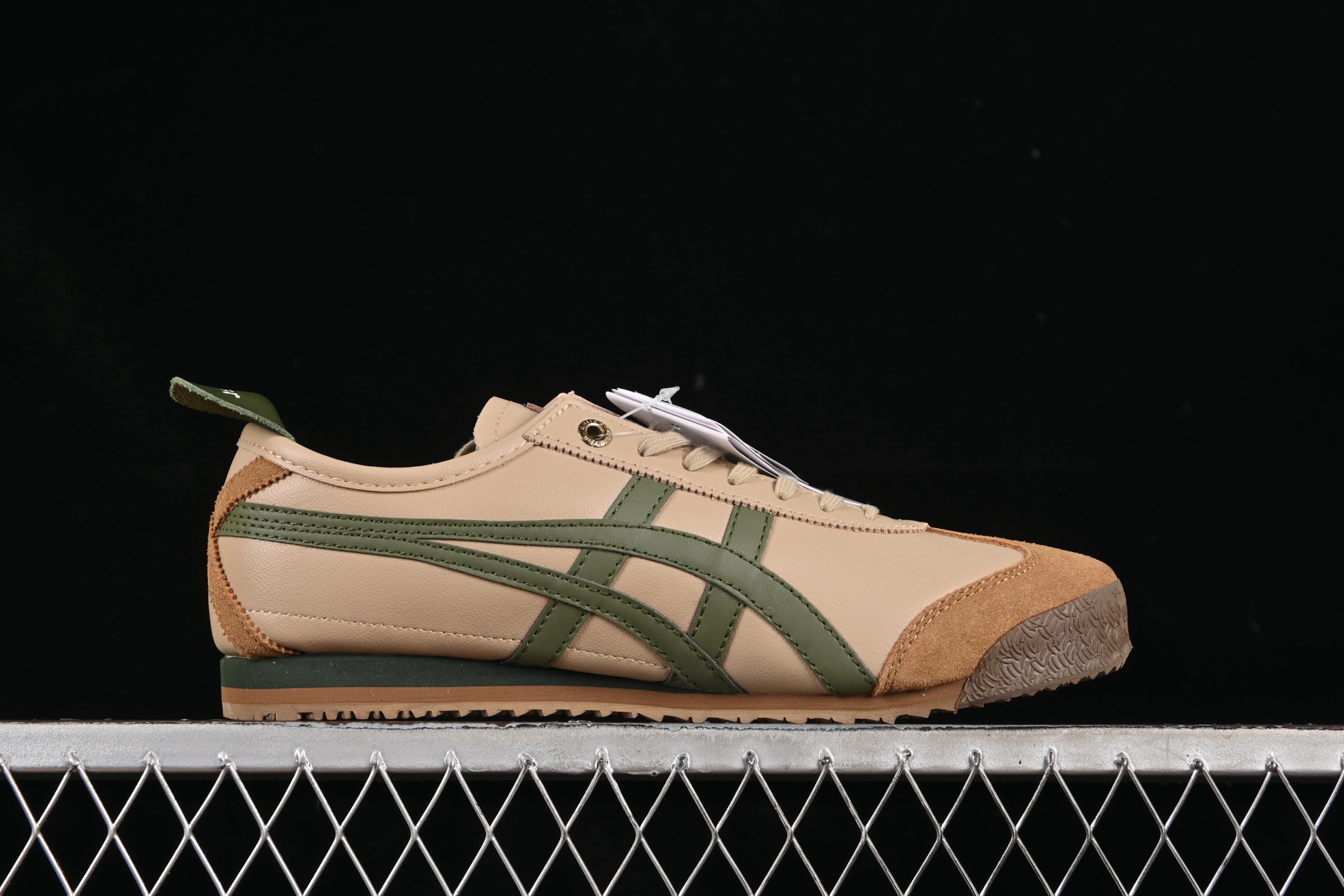💰200纯原
 OnitsukaTiger/鬼塚虎 Mexico 66 SD 低帮休闲跑步鞋 1183A872-252
尺码：36 37 37.5 38 39 39.5 40 40.5 41.5 42 42.5 43.5 44 45 B.D4