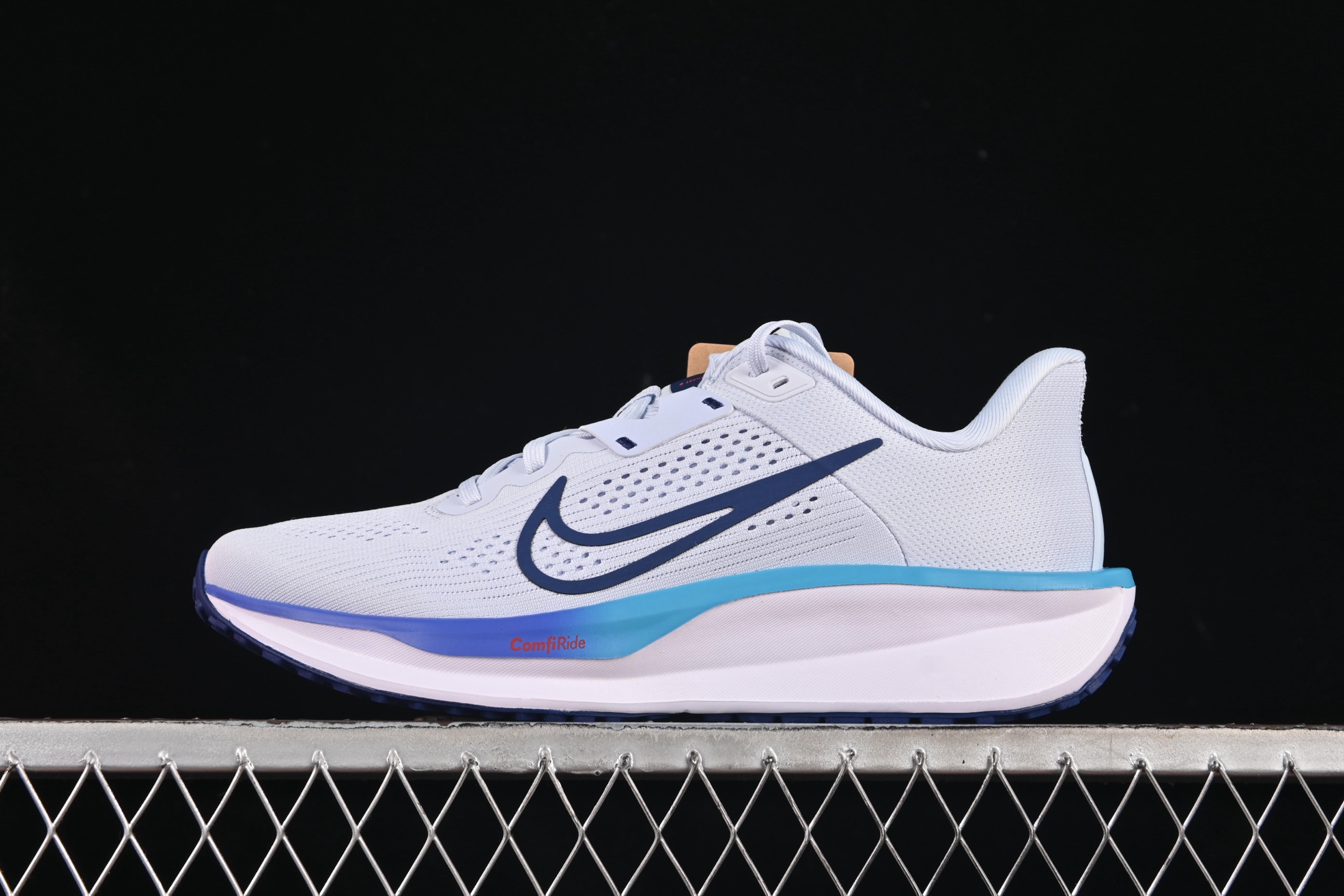  Nike Quest 6 耐克极致系列减震轻便跑鞋 FD6033-006
尺码：39 40 40.5