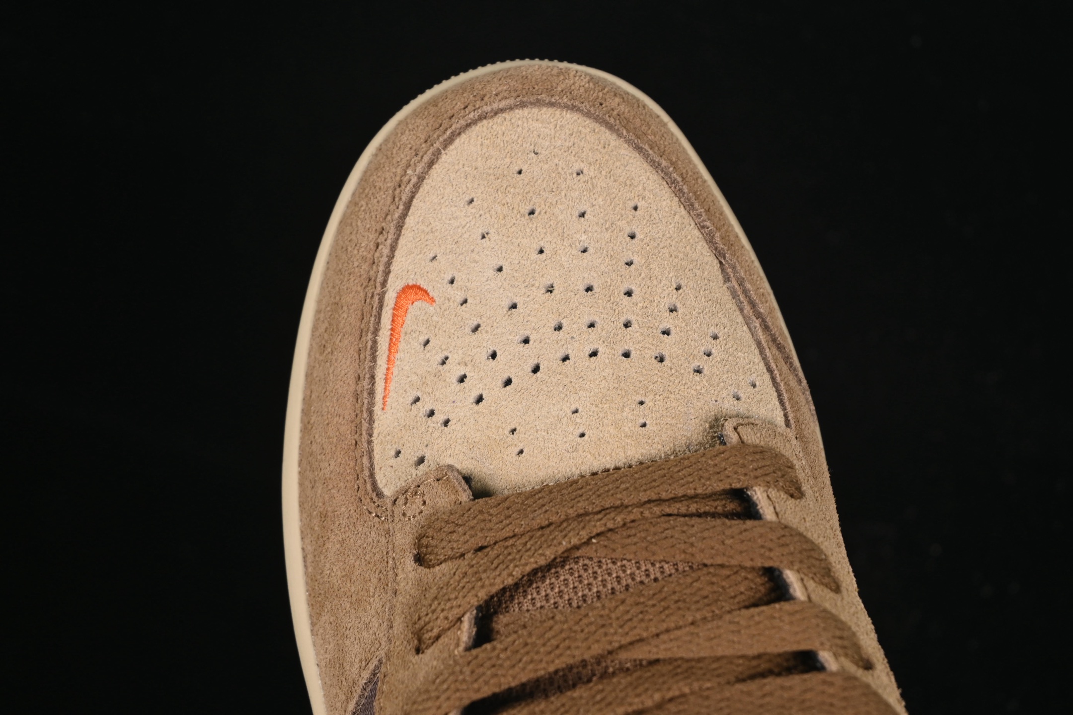 💰200纯原
 Nike SB Force 58 耐克简版复古滑板鞋 DV5477-201
尺码：35.5 36 36.5 37.5 38 38.5 39 40 40.5 41 42 42.5 43 44 44.5 45 AJD4