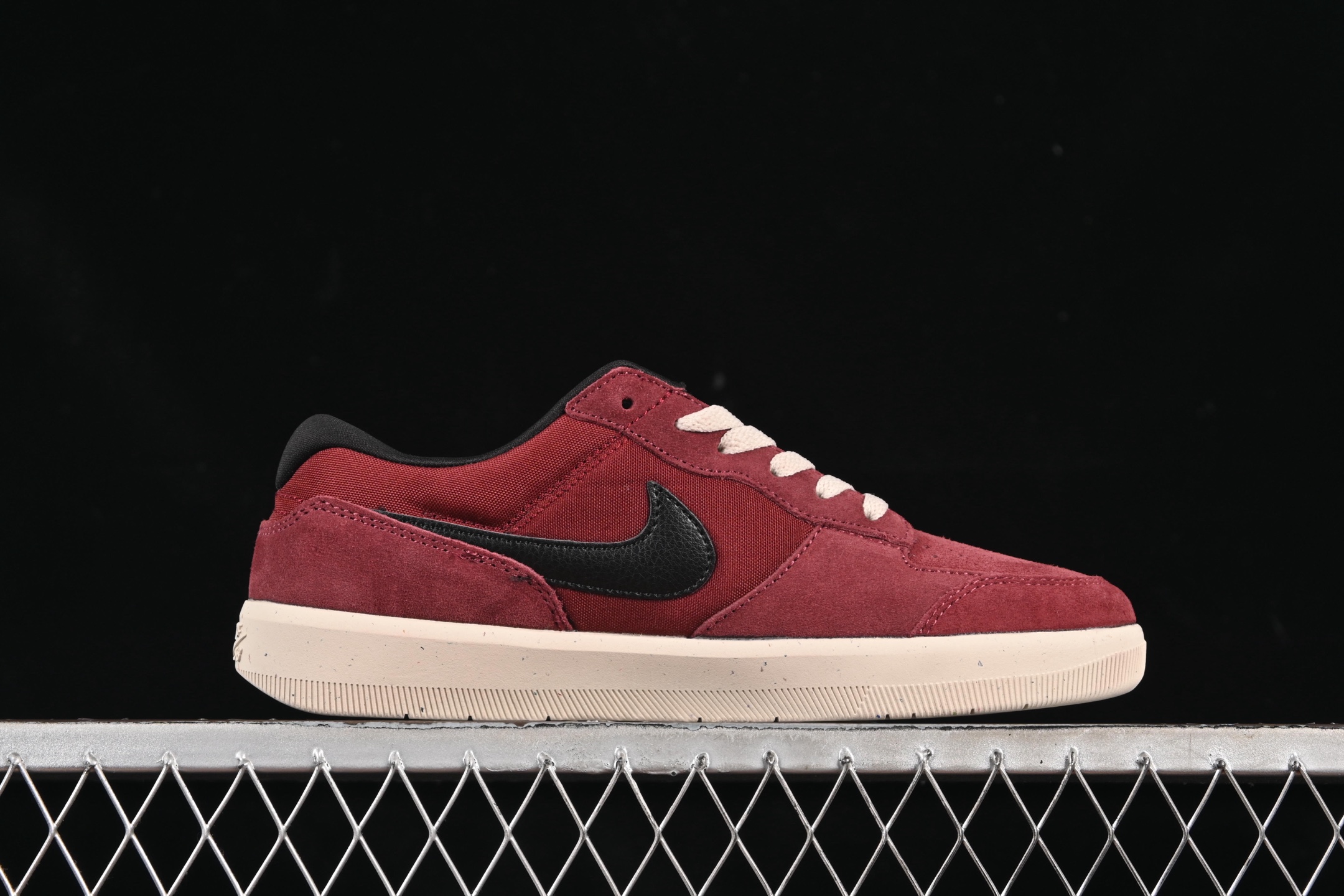 💰200纯原
Nike SB Force 58 耐克简版复古滑板鞋 DV5477-602
尺码：35.5 36 36.5 37.5 38 38.5 39 40 40.5 41 42 42.5 43 44 44.5 45 AJD4