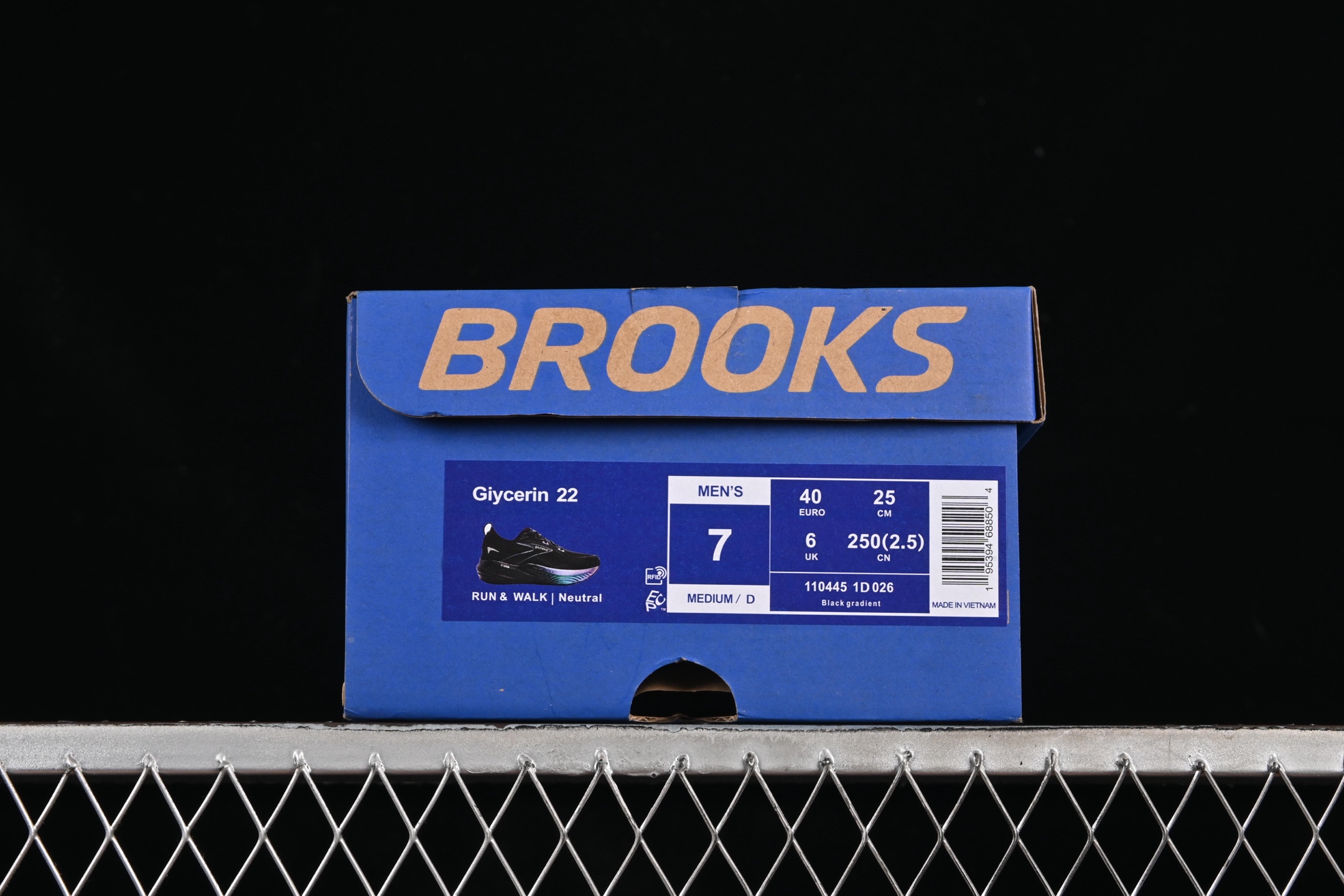 💰240纯原
 Brooks Glycerin 22 布鲁克斯 缓震马拉松氮气慢跑鞋 1104451D026
尺码：36 36.5 37 38 38.5 39 40 40.5 41 42 42.5 43 44 44.5 45 46 G.D4