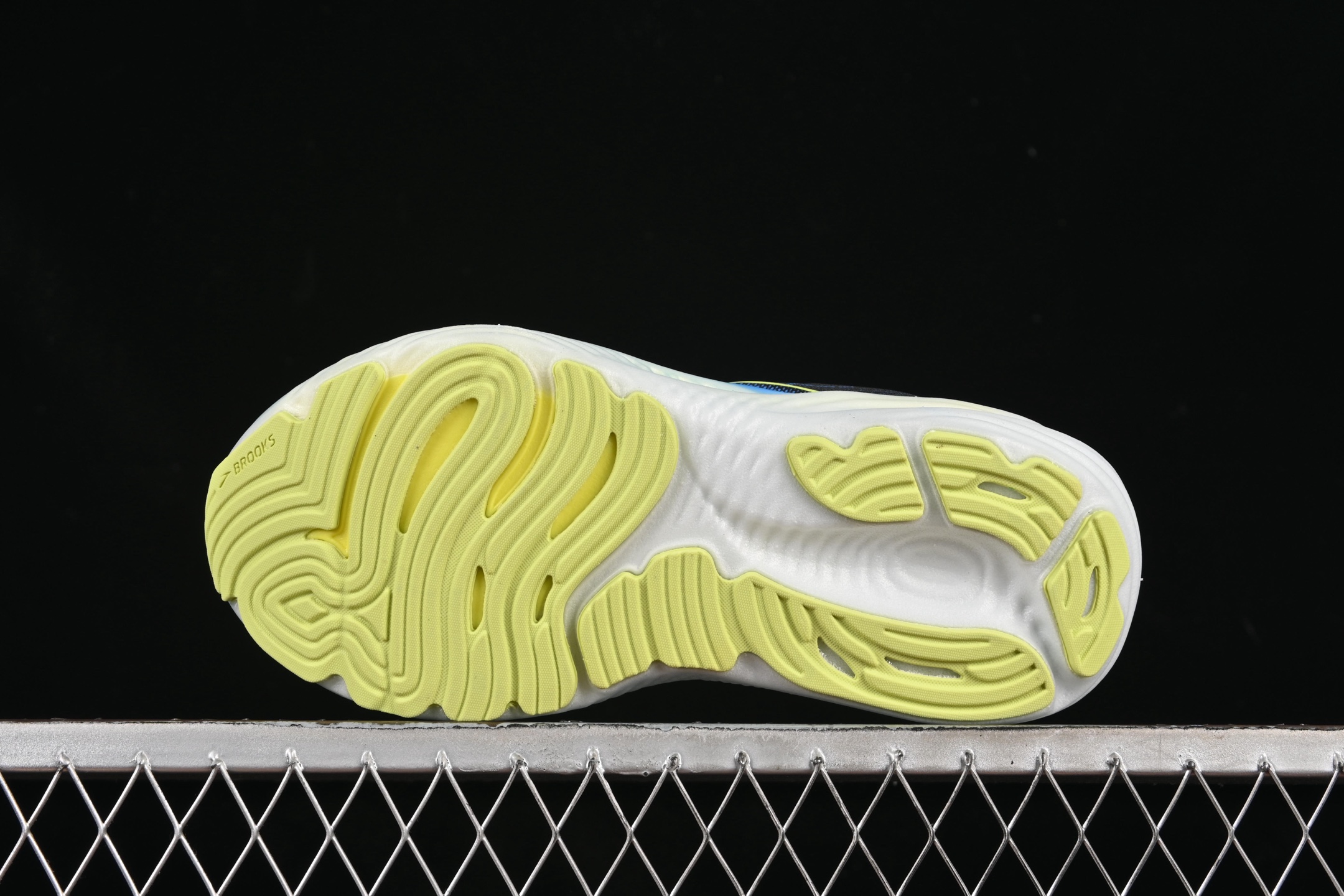 💰240纯原
Brooks Glycerin 22 布鲁克斯 缓震马拉松氮气慢跑鞋 1104451D002
尺码：36 36.5 37 38 38.5 39 40 40.5 41 42 42.5 43 44 44.5 45 46 G.D4