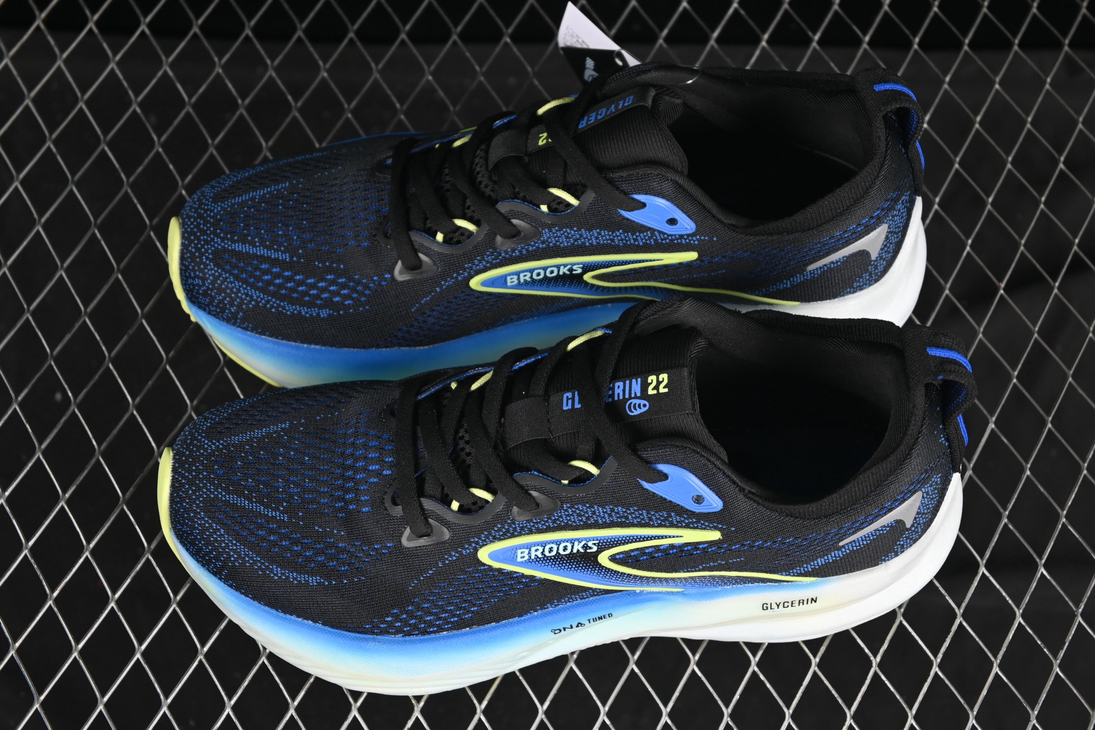 💰240纯原
Brooks Glycerin 22 布鲁克斯 缓震马拉松氮气慢跑鞋 1104451D002
尺码：36 36.5 37 38 38.5 39 40 40.5 41 42 42.5 43 44 44.5 45 46 G.D4