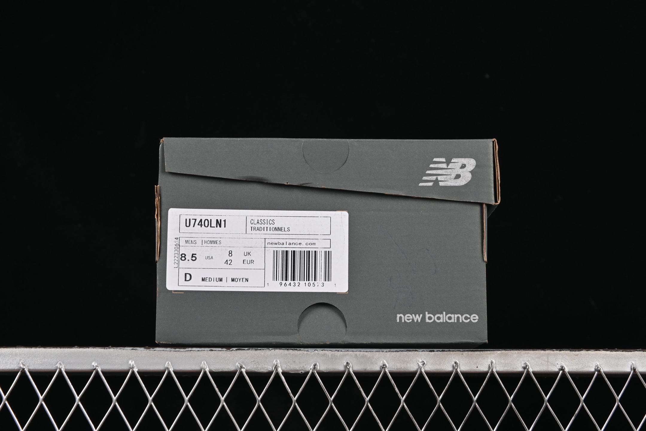 💰180公司级💰220纯原
 New Balance 740系列复古老爹风休闲运动慢跑鞋 U740LN1
#原盒 原吊牌 组合大底 1:1制作
尺码：36 37 37.5 38 38.5 39 40 40.5 41 42 42.5 43 44 45 9.C3