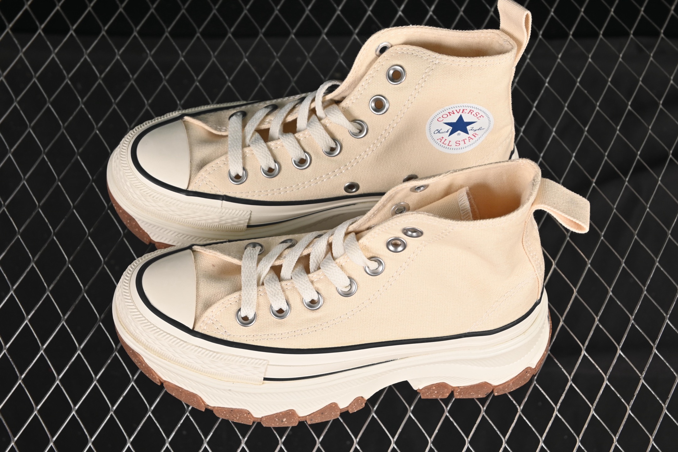 💰160纯原
 Converse Chuck Taylor All Star R Trek Wave OX 匡威复古低帮休闲板鞋 1SD274
尺码：35 36 36.5 37 37.5 38 39 39.5 40 41 41.5 42 42.5 43 44 M.C3