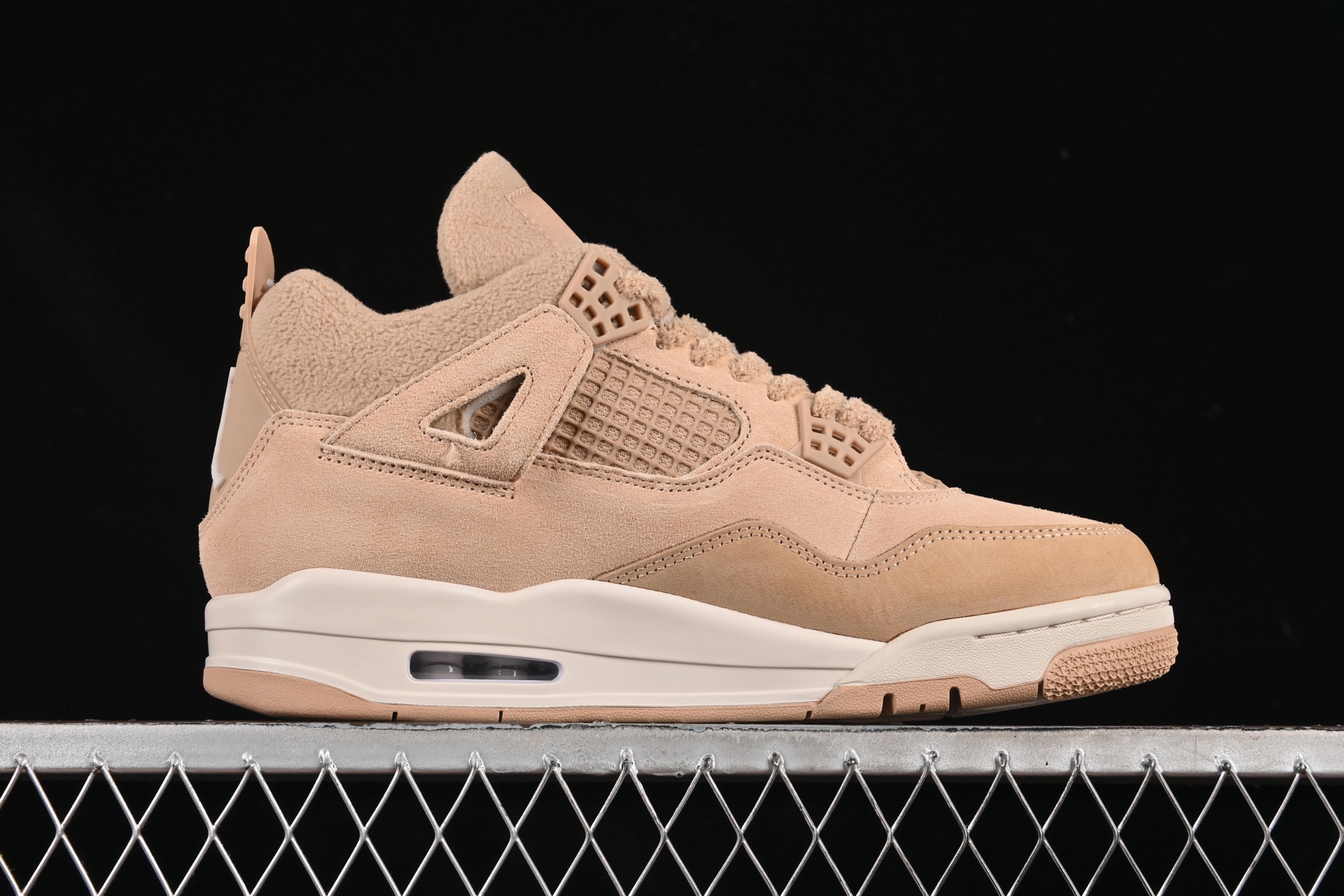  Air Jordan 4 Retro AJ4 乔4沙漠黄 HV0823-200
尺码：36 36.5