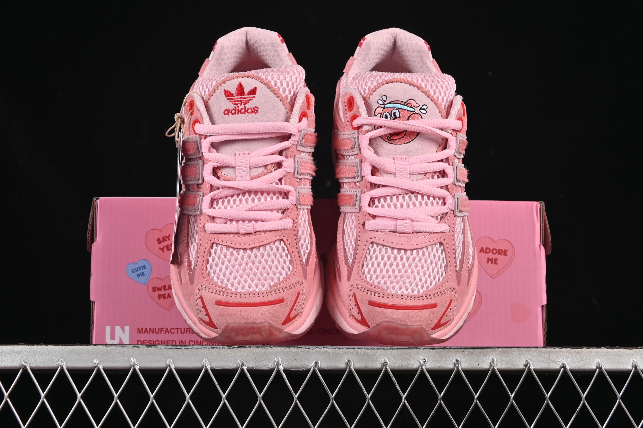 💰300纯原
Unheardof x Adidas Originals Adistar Cushion "Captain Piggy" JS2974 阿迪复古舒适防滑减震生活休闲鞋
尺码:35 36 36.5 37 38 38.5 39 40 40.5 41 42 42.5 43 44 44.5 45 N.D4