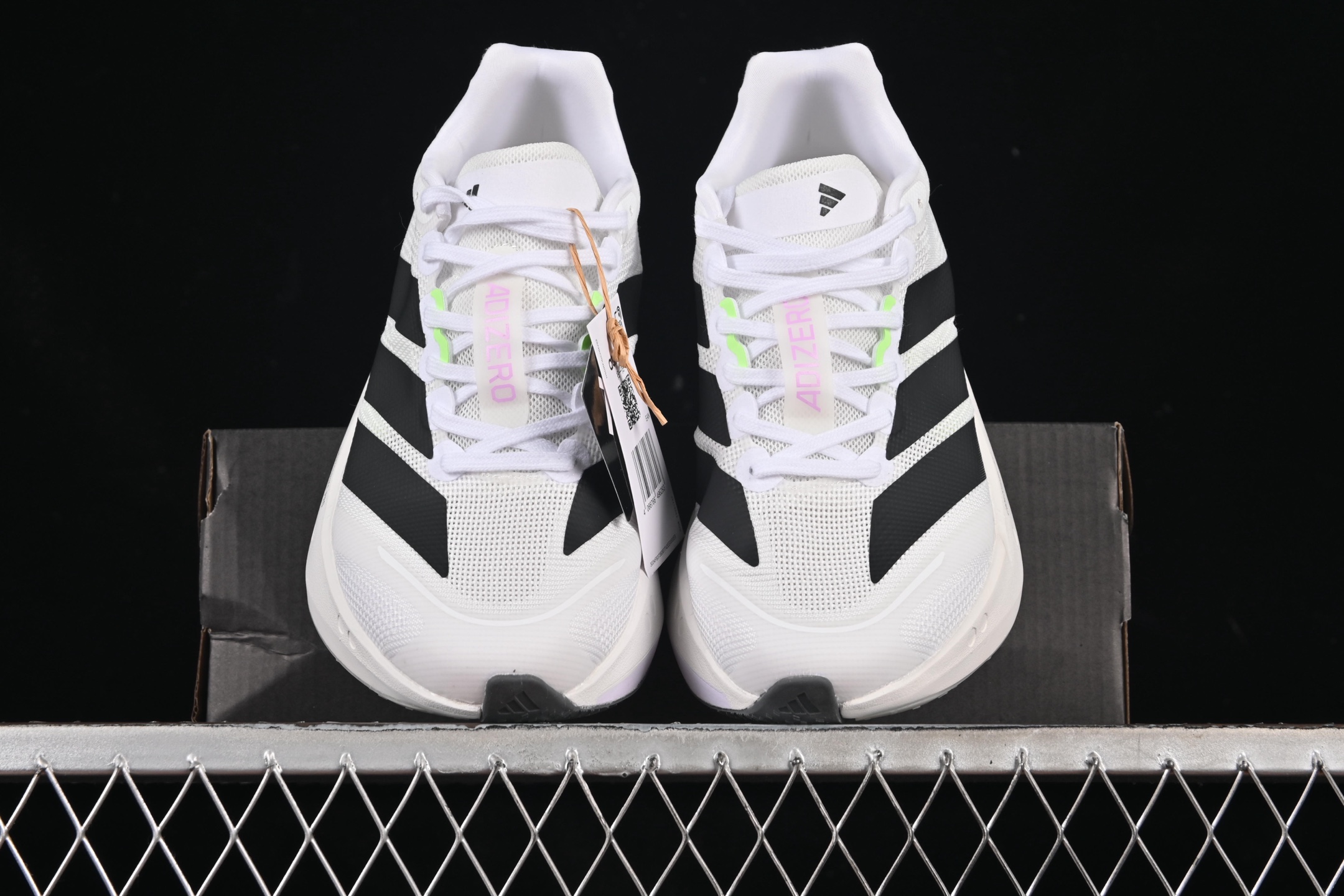 💰240纯原
Adidas Adizero Boston 13 JS4951 阿迪透气低帮跑步鞋
尺码：36 36.5 37 38 38.5 39 40 40.5 41 42 42.5 43 44 44.5 45 G.C3