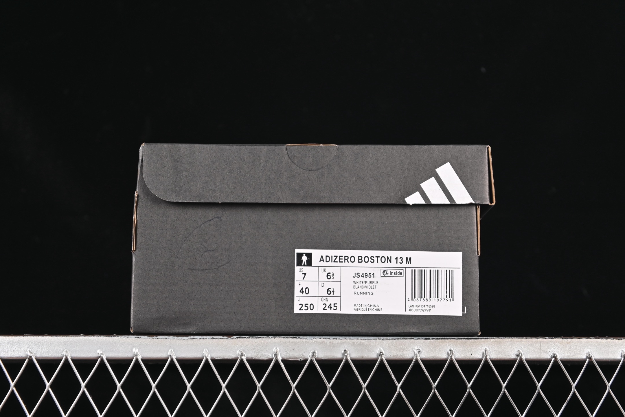 💰240纯原
Adidas Adizero Boston 13 JS4951 阿迪透气低帮跑步鞋
尺码：36 36.5 37 38 38.5 39 40 40.5 41 42 42.5 43 44 44.5 45 G.C3