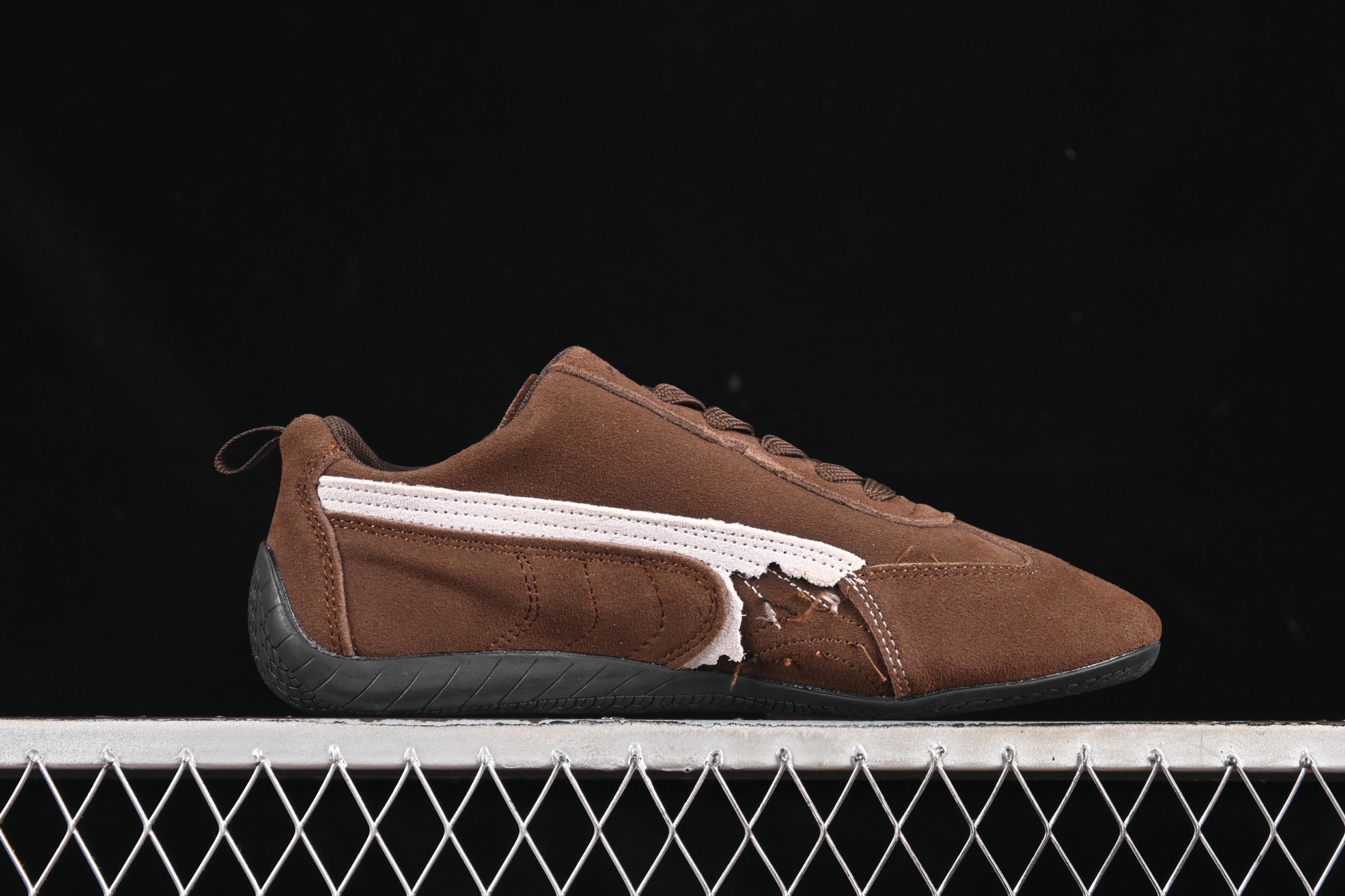 💰240纯原
The Open Product x Puma Speedcat 巴黎世家联名 极速赛车系列彪马低帮生活休闲鞋 406519-05
#注意!!! 注意!!! 此款商标处 线头原版预留 修剪不能退换
尺码:36 37 37.5 38 38.5 39 40 40.5 41 42 42.5 43 44 44.5 45 3.D4