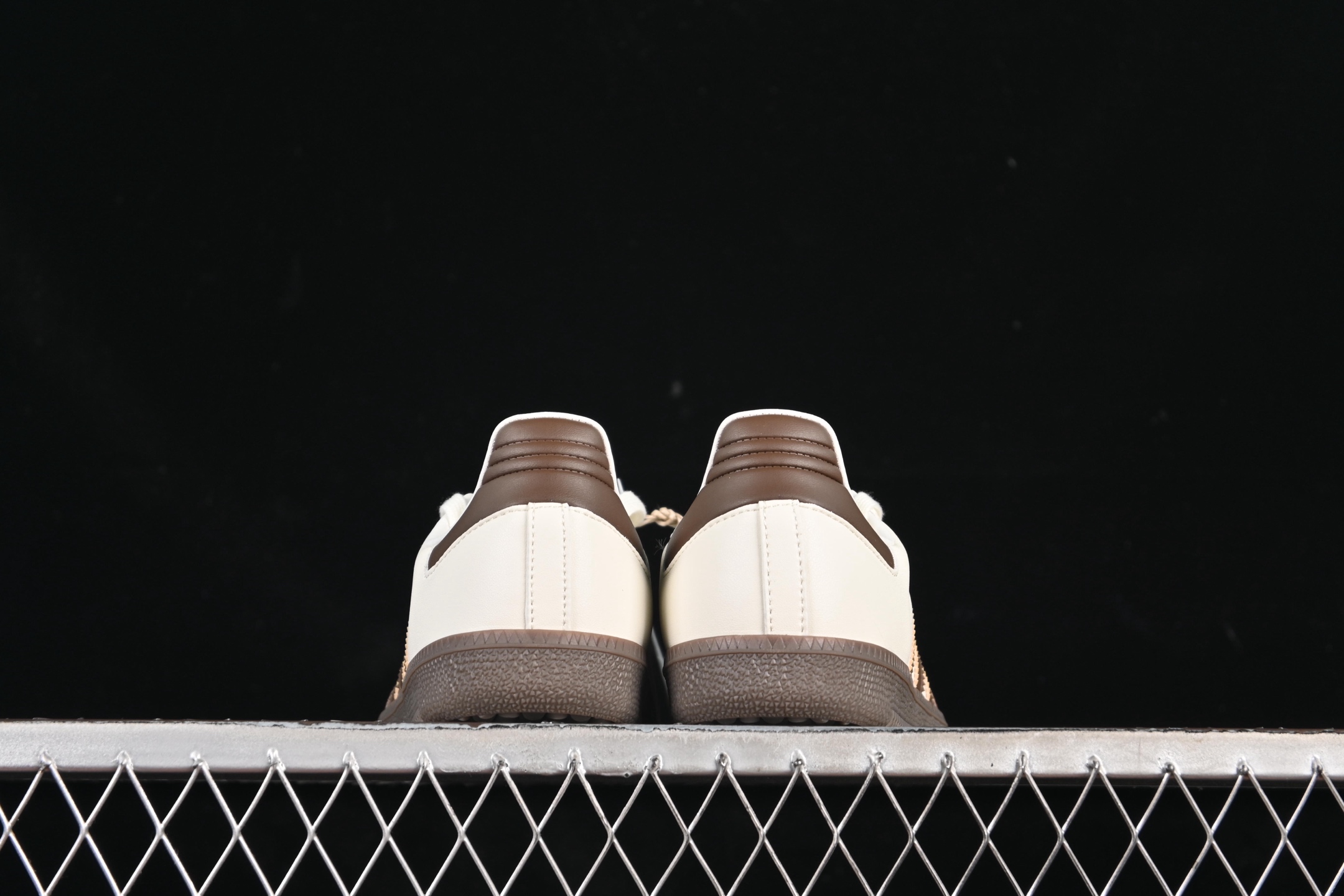  Adidas Originals Samba OG JI1991 阿迪达斯经典款复古休闲板鞋
尺码：