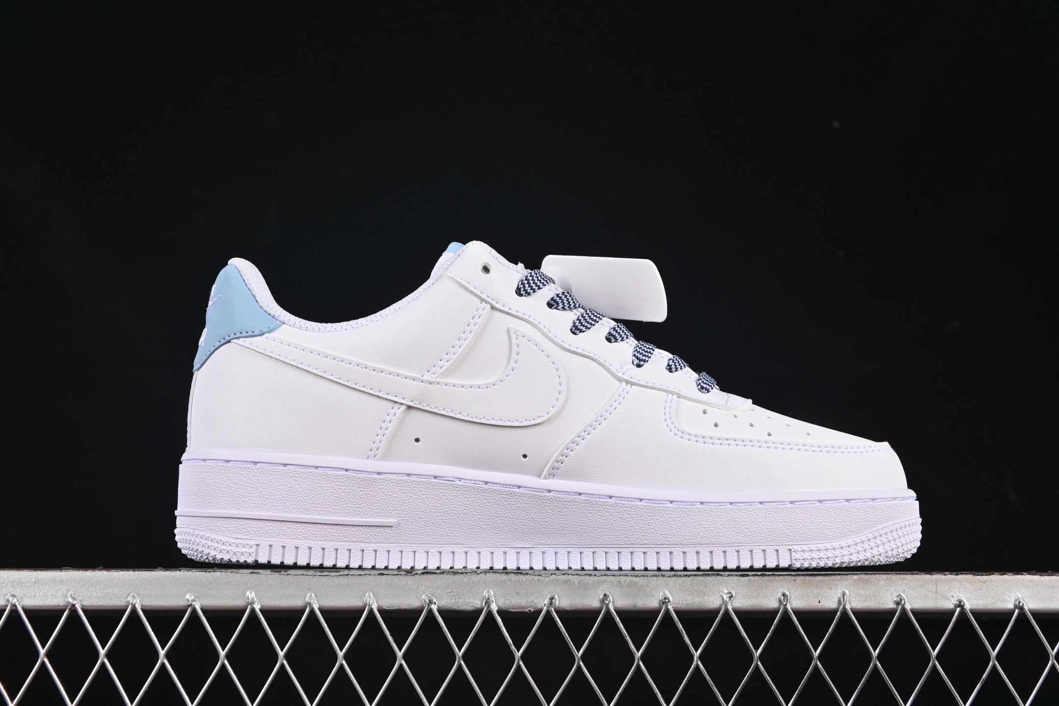 💰240纯原
 Nike Air Force 1'07 Low 空军一号低帮休闲板鞋 IB7167-101
尺码：36 36.5 37.5 38 38.5 39 40 40.5 41 42 42.5 43 44 44.5 45 K.D4