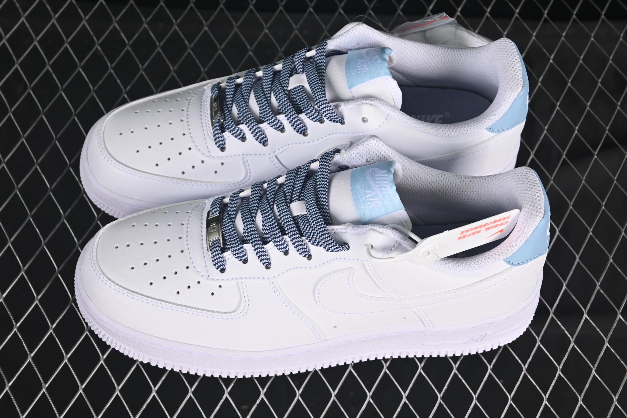 💰240纯原
 Nike Air Force 1'07 Low 空军一号低帮休闲板鞋 IB7167-101
尺码：36 36.5 37.5 38 38.5 39 40 40.5 41 42 42.5 43 44 44.5 45 K.D4