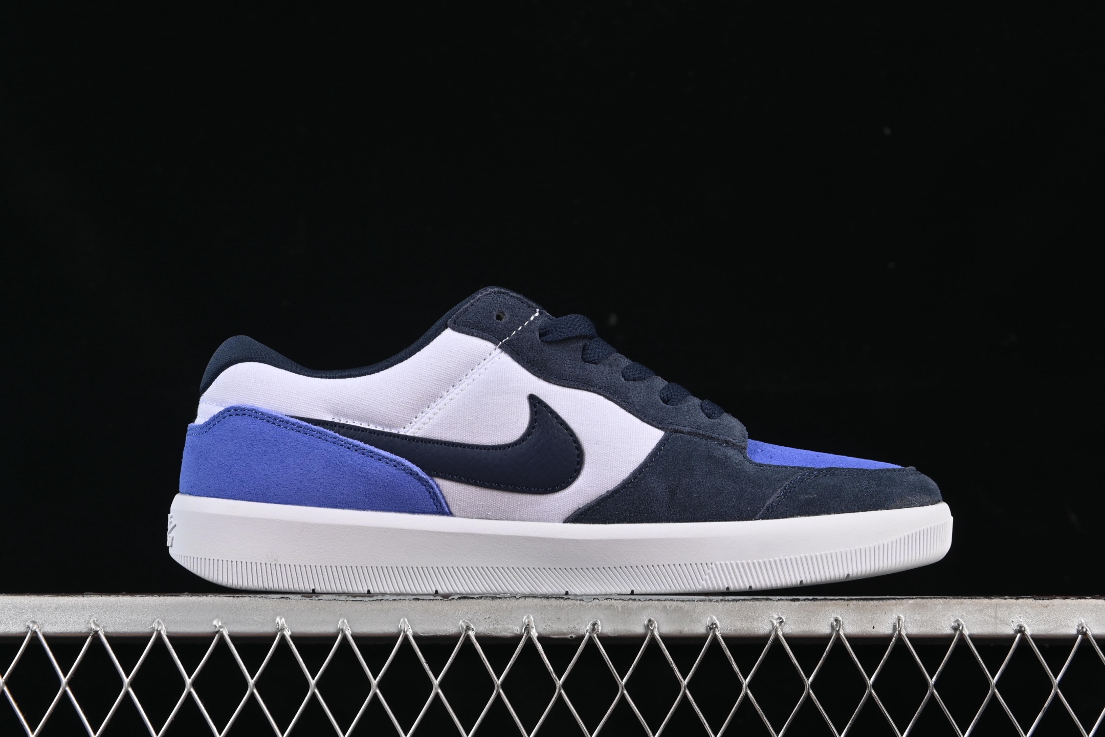 💰200纯原
 Nike SB Force 58 耐克简版复古滑板鞋 DV5477-401
尺码：35.5 36 36.5 37.5 38 38.5 39 40 40.5 41 42 42.5 43 44 44.5 45 AJD4