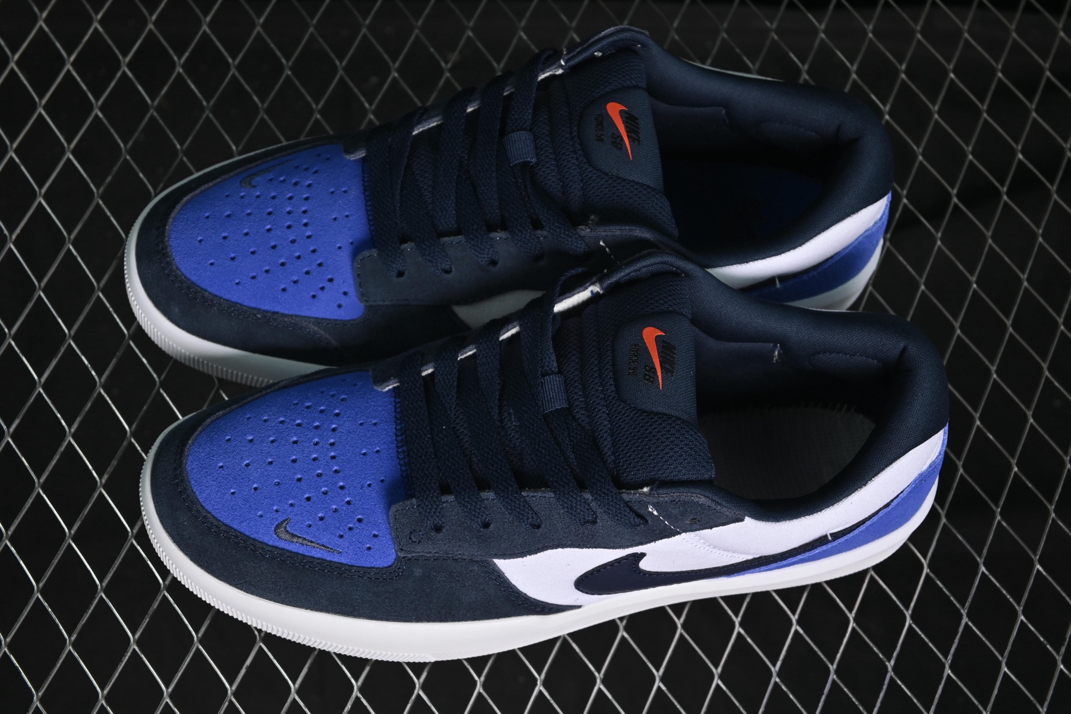 💰200纯原
 Nike SB Force 58 耐克简版复古滑板鞋 DV5477-401
尺码：35.5 36 36.5 37.5 38 38.5 39 40 40.5 41 42 42.5 43 44 44.5 45 AJD4