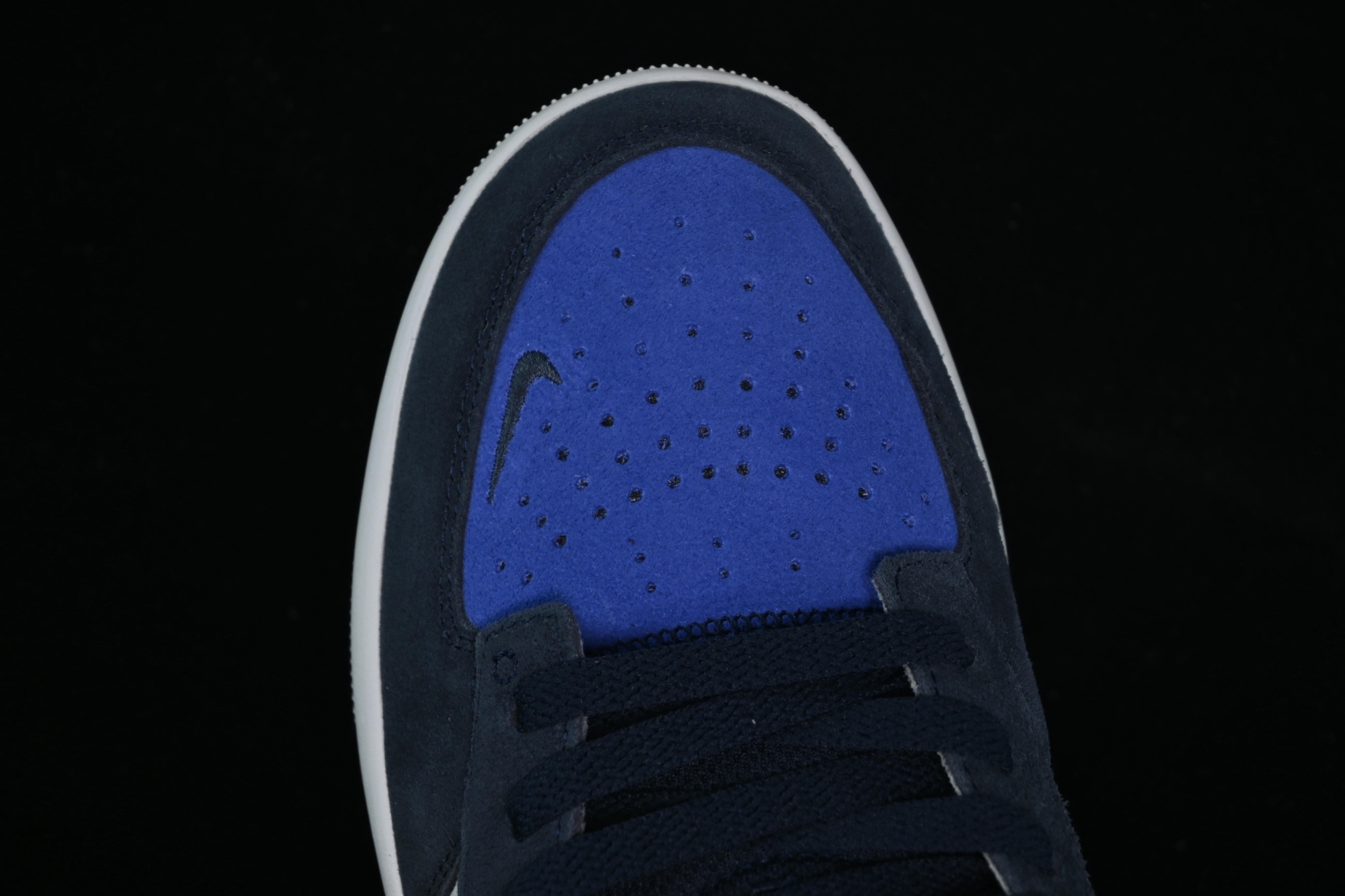 💰200纯原
 Nike SB Force 58 耐克简版复古滑板鞋 DV5477-401
尺码：35.5 36 36.5 37.5 38 38.5 39 40 40.5 41 42 42.5 43 44 44.5 45 AJD4