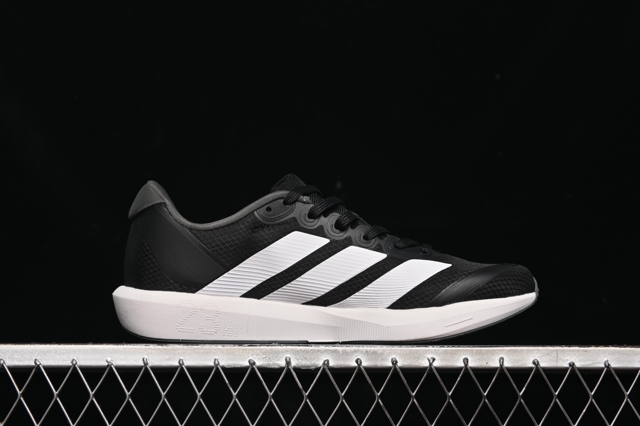 💰220纯原
Adidas Adizero BK JP6528 阿迪透气低帮跑步鞋
尺码：36 36.5 37 38 38.5 39 40 40.5 41 42 42.5 43 44 44.5 45 N.C3