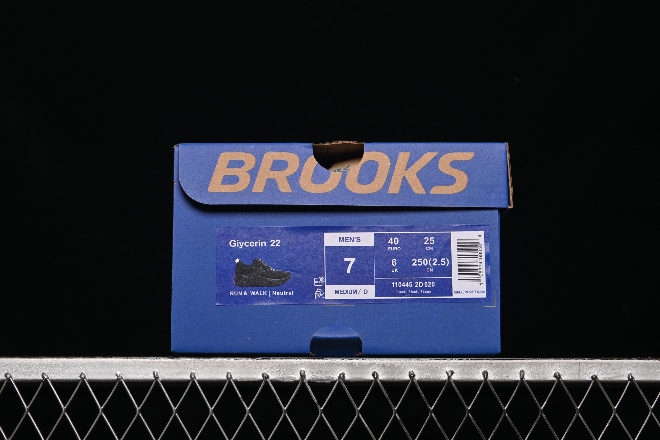 💰240纯原
Brooks Glycerin 22 布鲁克斯 缓震马拉松氮气慢跑鞋 1104452D020
尺码：36 36.5 37 38 38.5 39 40 40.5 41 42 42.5 43 44 44.5 45 G.D4