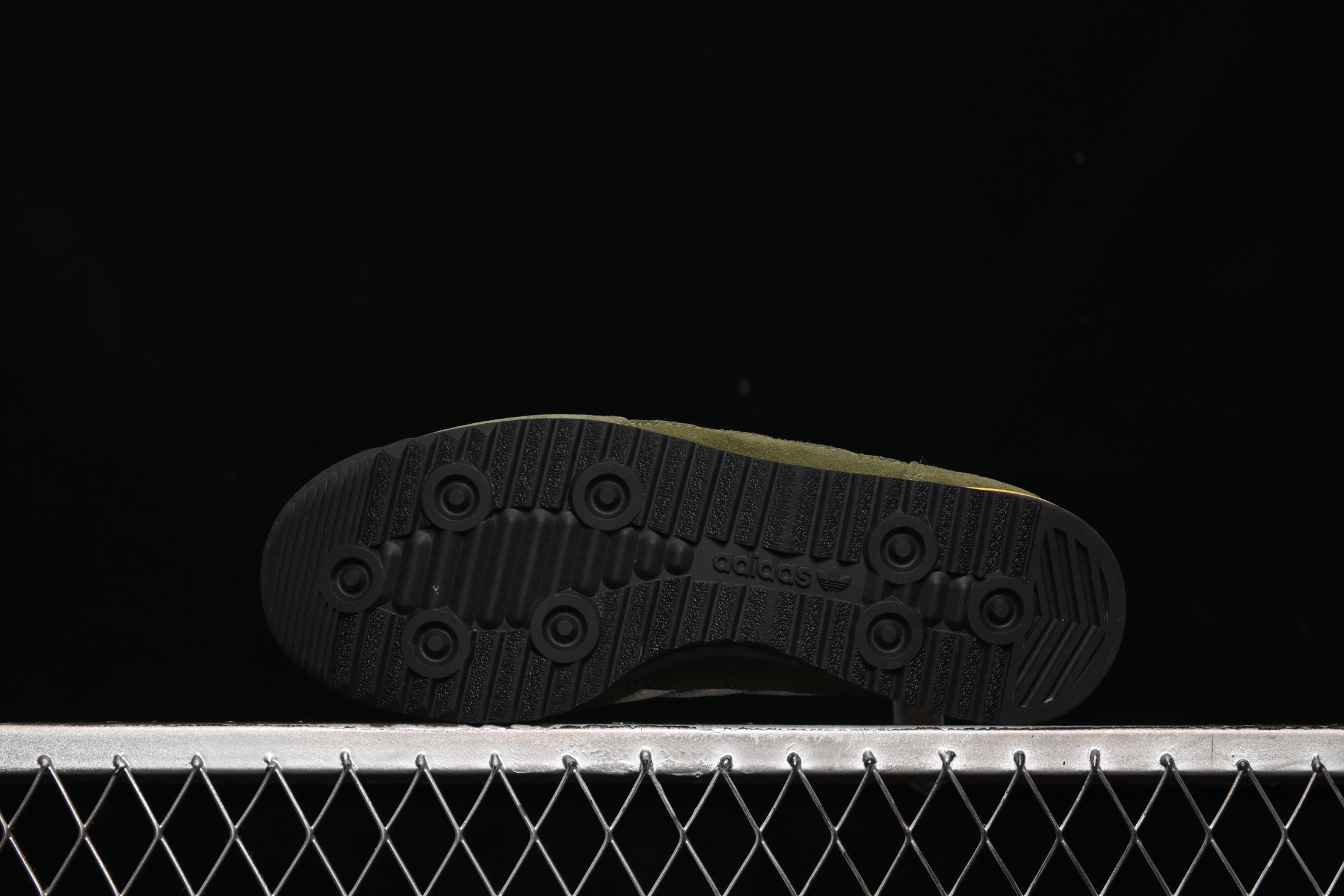 💰190纯原
 Adidas Originals SL 72 JR9416 阿迪经典复古慢跑鞋
尺码：36 36.5 37 38 38.5 39 40 40.5 41 42 42.5 43 44 44.5 45 G.C3