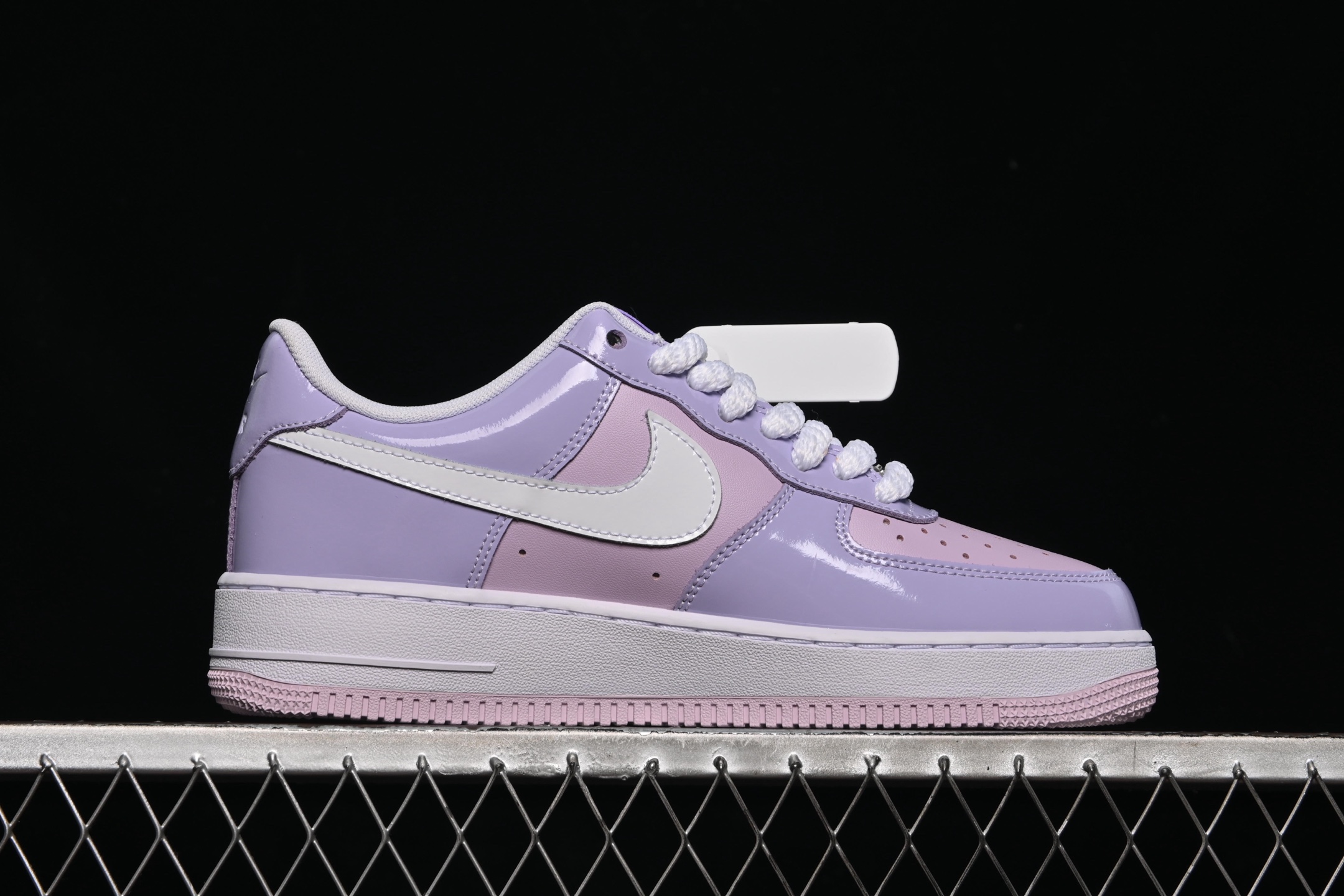 💰240纯原
 Nike Air Force 1'07 Low 空军一号低帮休闲板鞋 HV9405-500
尺码：36 36.5 37.5 38 38.5 39 40 40.5 41 42 42.5 43 44 44.5 45 K.D4