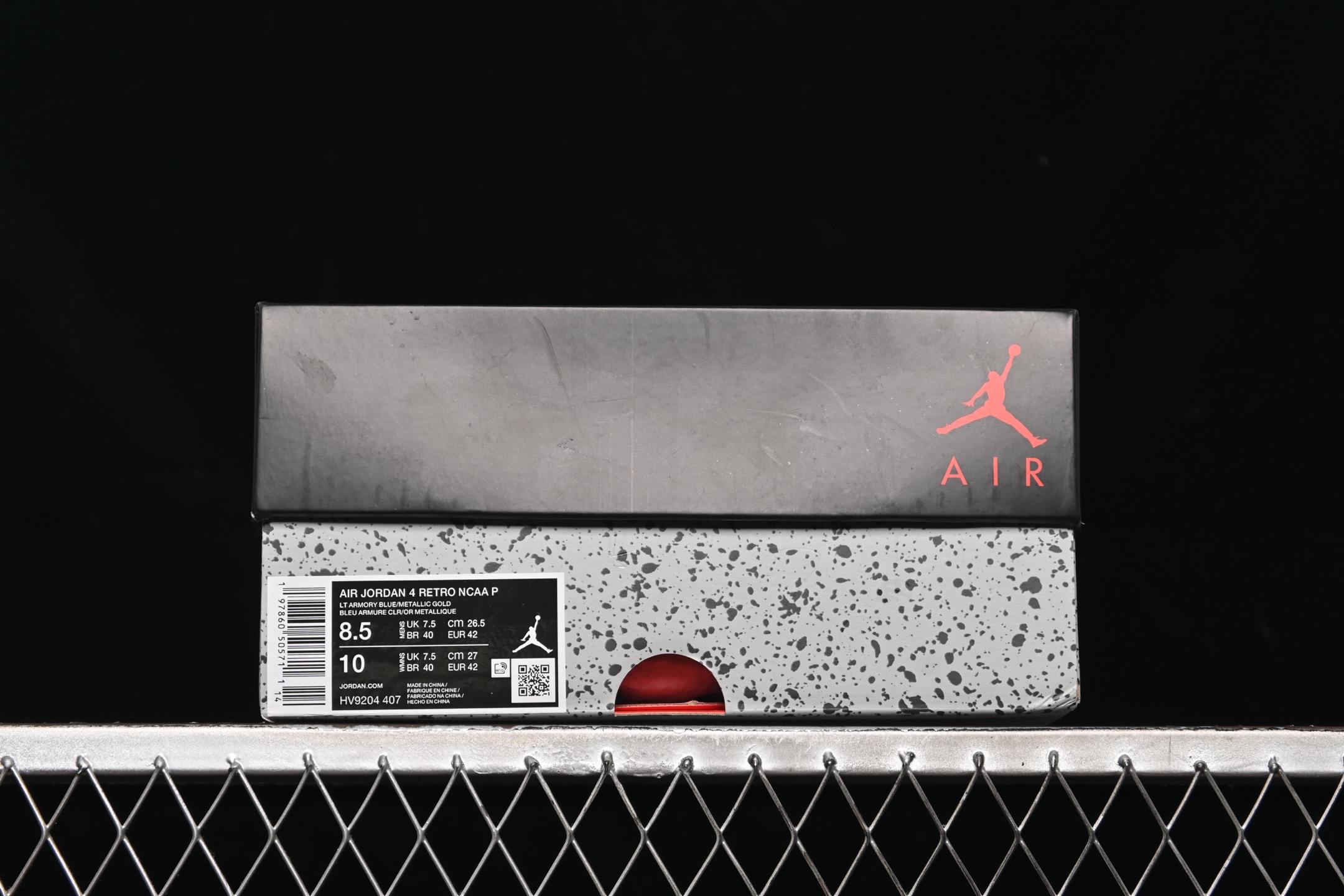 💰620外贸版 Air Jordan 4 Retro "NCAA" AJ4 乔4 UN联名蓝 HV9204-407
#大厂出品 原楦原纸板 细节如图所 客供原厂材料开发 极致一眼正品既视感 细节如图所示
尺码:40 40.5 41 42 42.5 43 44 44.5 45 45.5 46 47.5 48.5 P.F6