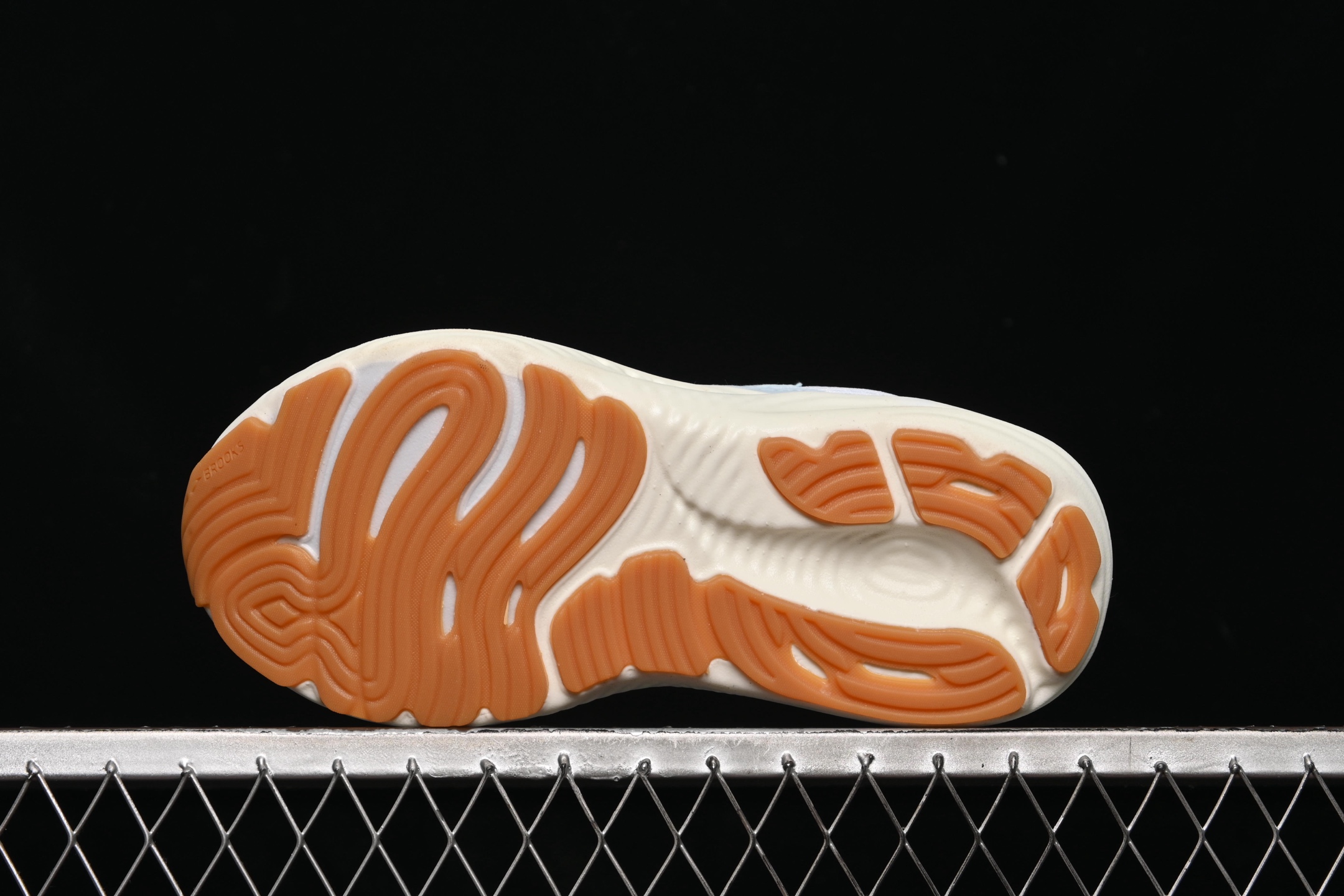 💰240纯原
 Brooks Glycerin 22 布鲁克斯 缓震马拉松氮气慢跑鞋 1104451D175
尺码：36 36.5 37 38 38.5 39 40 40.5 41 42 42.5 43 44 44.5 45 G.D4
