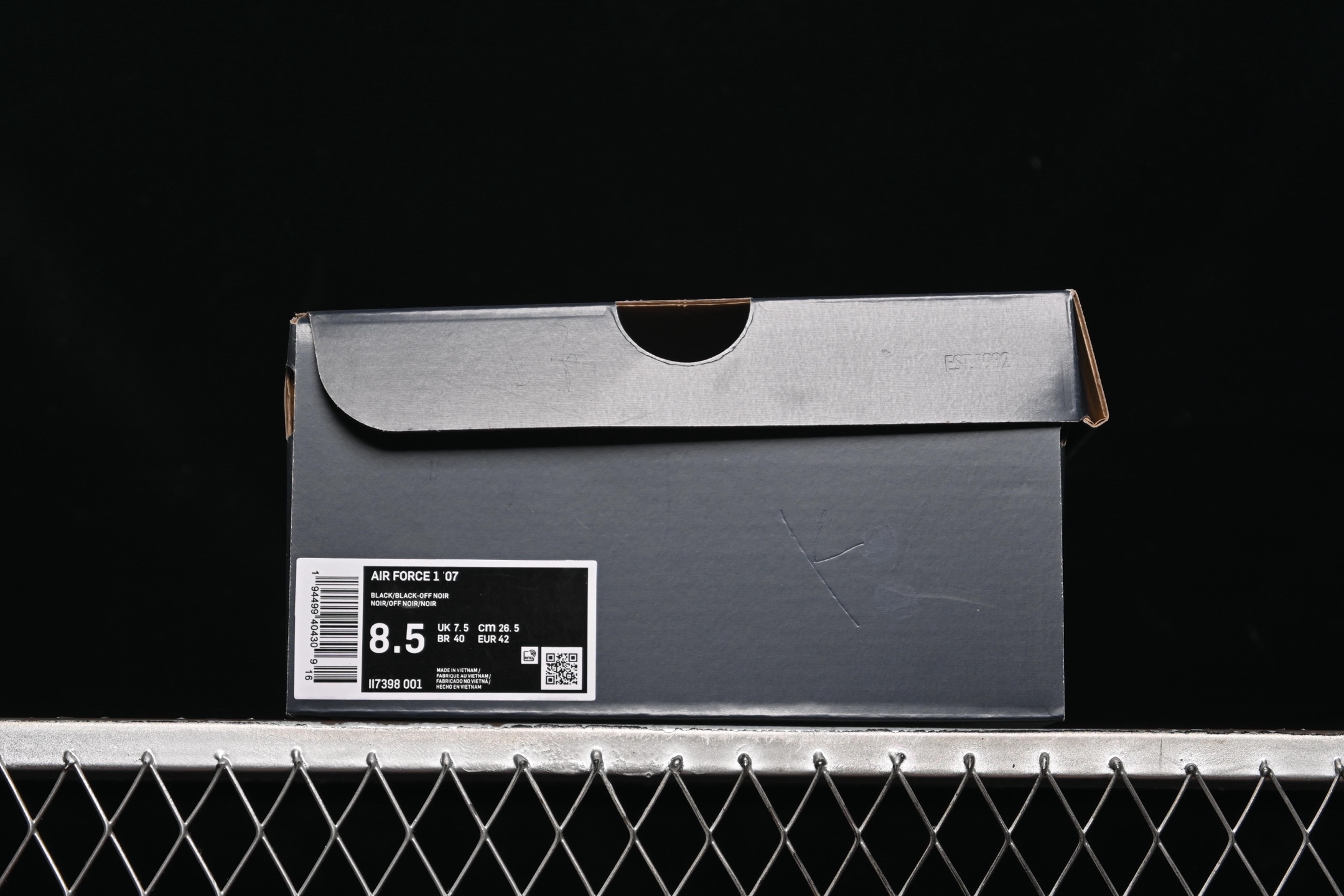 💰240纯原
Nike Air Force 1'07 Low 空军一号低帮休闲板鞋 II7398-001
尺码：36 36.5 37.5 38 38.5 39 40 40.5 41 42 42.5 43 44 44.5 45 K.D4