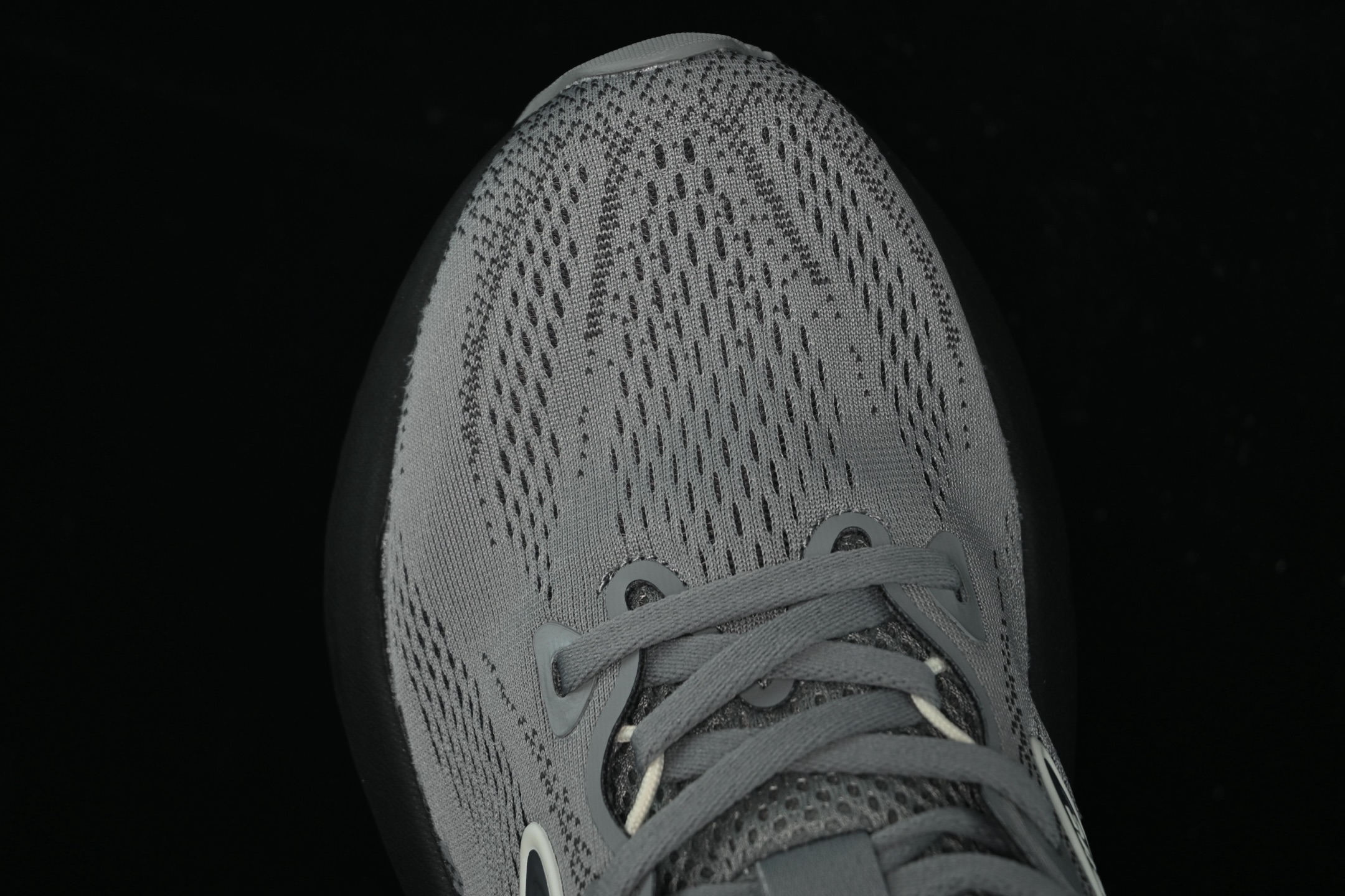 💰240纯原
Brooks Glycerin 22 布鲁克斯 缓震马拉松氮气慢跑鞋 1104451D078
尺码：36 36.5 37 38 38.5 39 40 40.5 41 42 42.5 43 44 44.5 45 G.D4