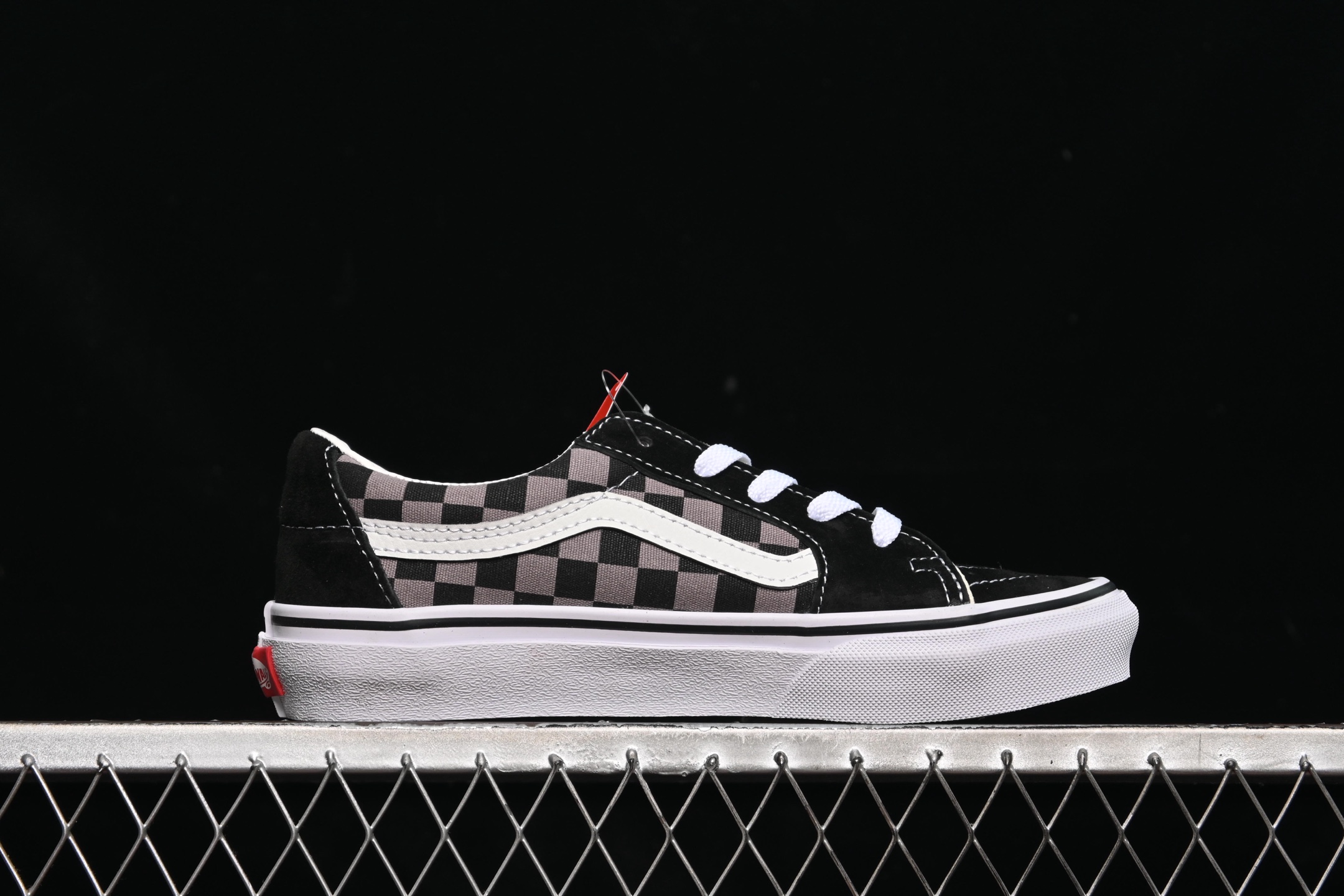 💰150纯原
 Vans Sk8-Low 万斯棋盘格防滑休闲滑板鞋 VN0006GYBLK
#工艺：硫化1:1（重量1:1、真标、原钢印、材质标、鞋型标、合格证）
尺码：35 36 36.5 37 38 38.5 39 40 40.5 41 42 42.5 43 44 M.C3