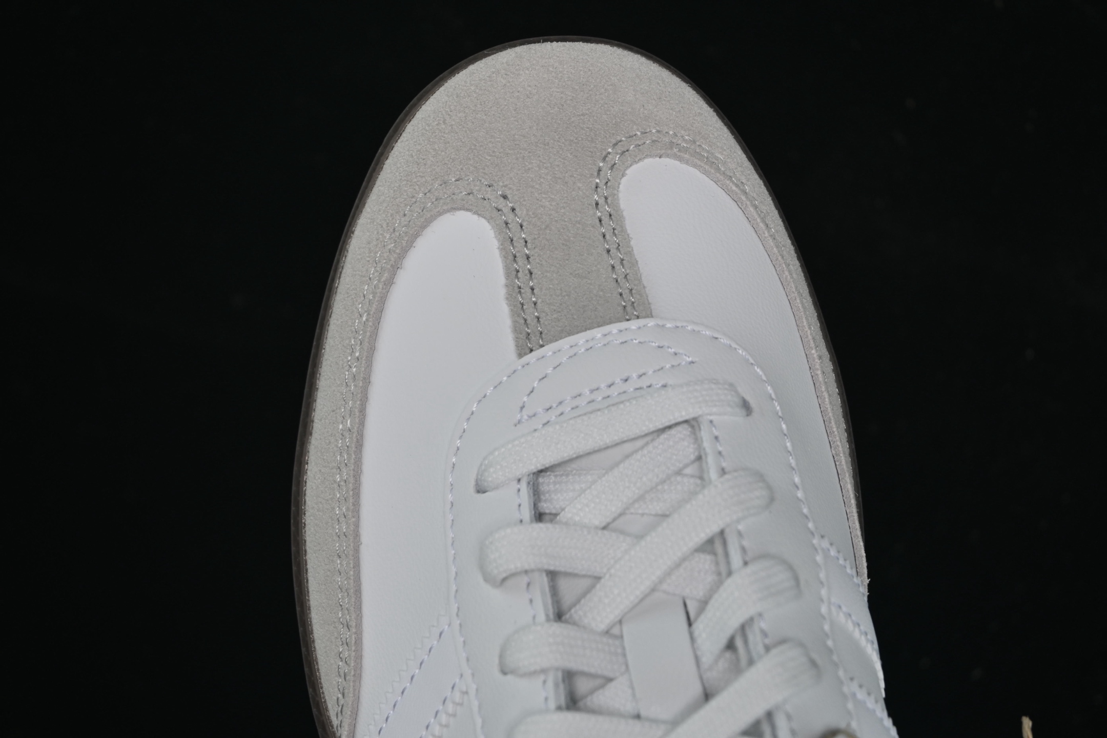  Adidas Samba OG IE3439 阿迪三叶草休闲板鞋
尺码：35 36 36.5 37 