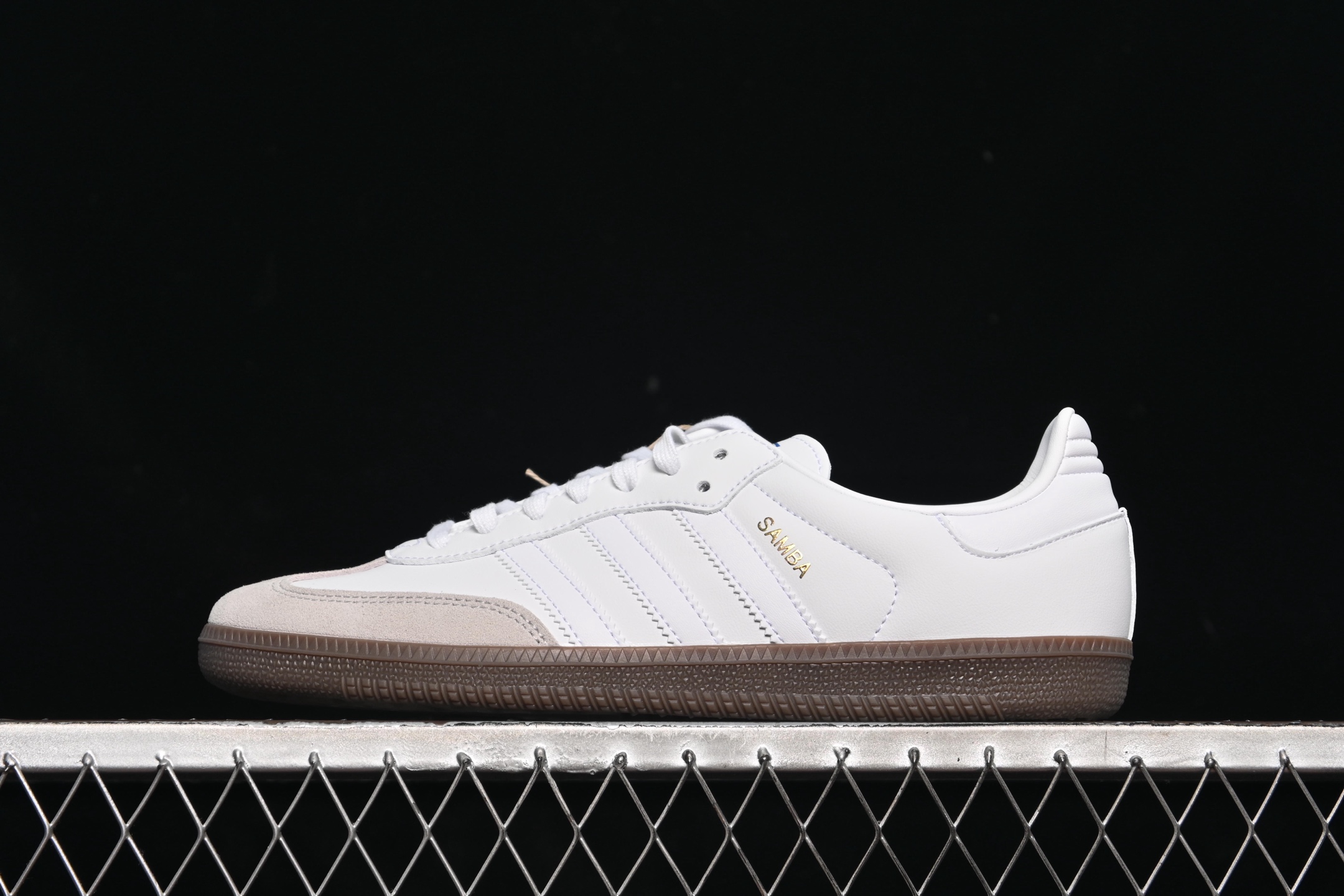  Adidas Samba OG IE3439 阿迪三叶草休闲板鞋
尺码：35 36 36.5 37 