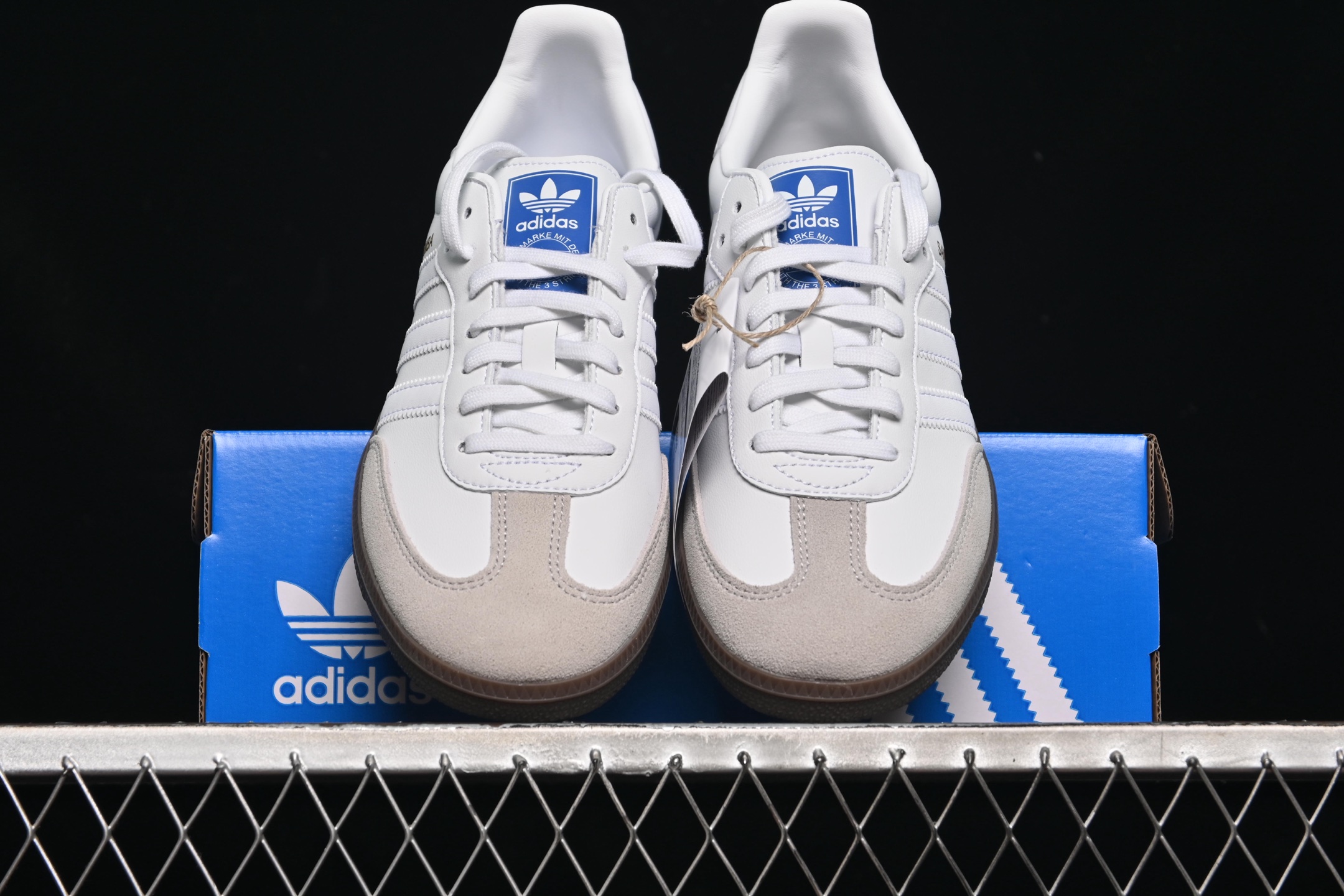  Adidas Samba OG IE3439 阿迪三叶草休闲板鞋
尺码：35 36 36.5 37 