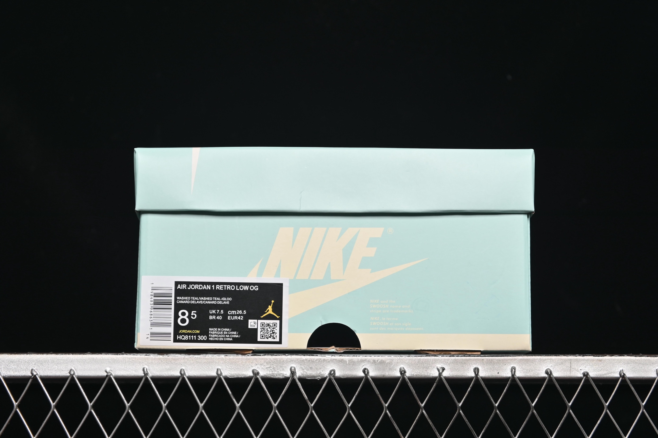 💰160真标💰200公司级💰240纯原
Air Jordan 1 Low "Washed Teal" AJ1 乔1水洗青釉 低帮文化休闲板鞋 HQ8111-300
#配色在经典鞋型上进行精致演绎,融入现代元素,采用清凉容柔和的水洗青釉配色,再加上高热度的低帮廓形,想必在夏日会有很大的吸引力。
尺码:36 36.5 37.5 38 38.5 39 40 40.5 41 42 42.5 43 44 44.5 45 46 ZZC3